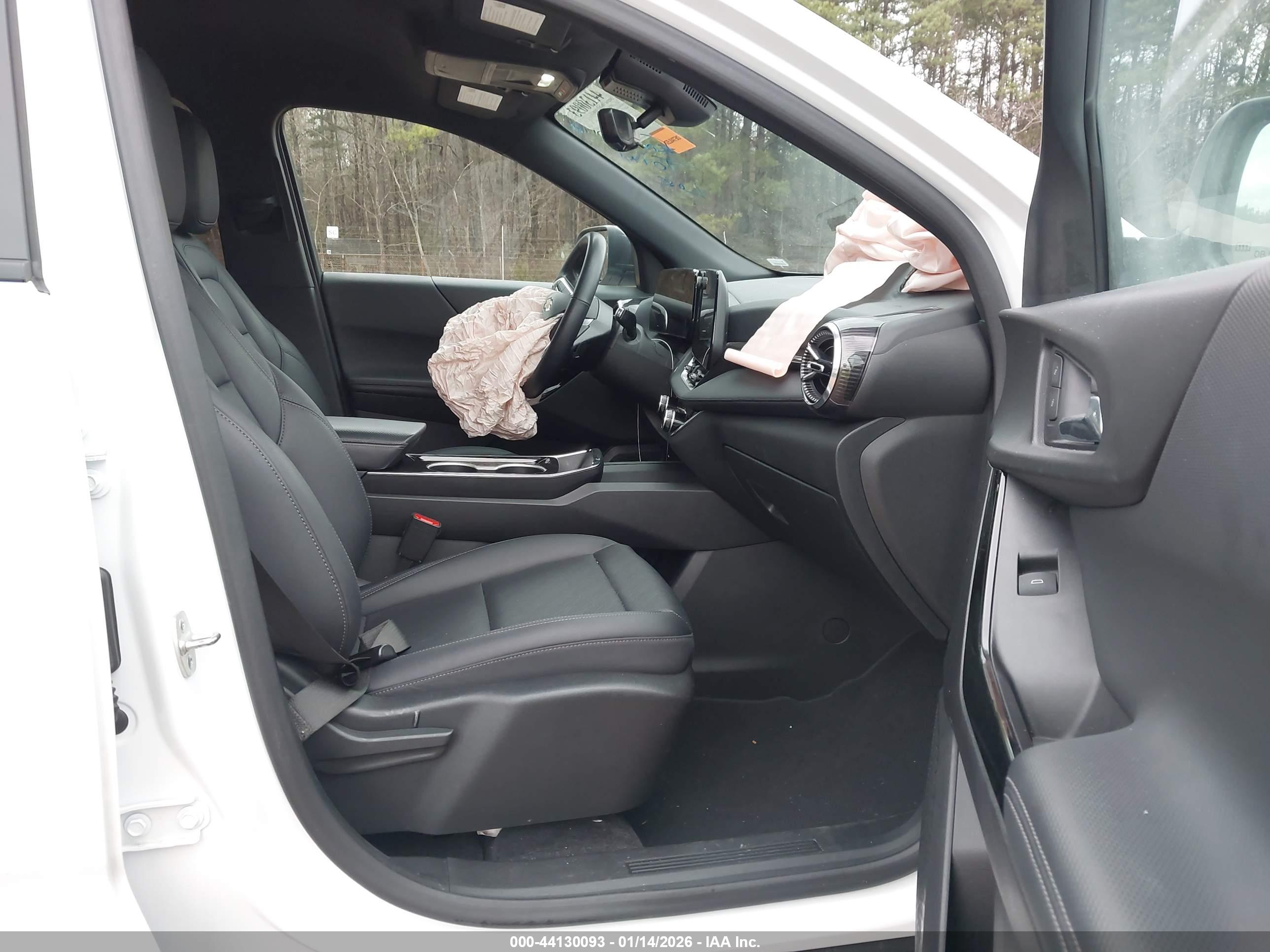 CHEVROLET EQUINOX image 5