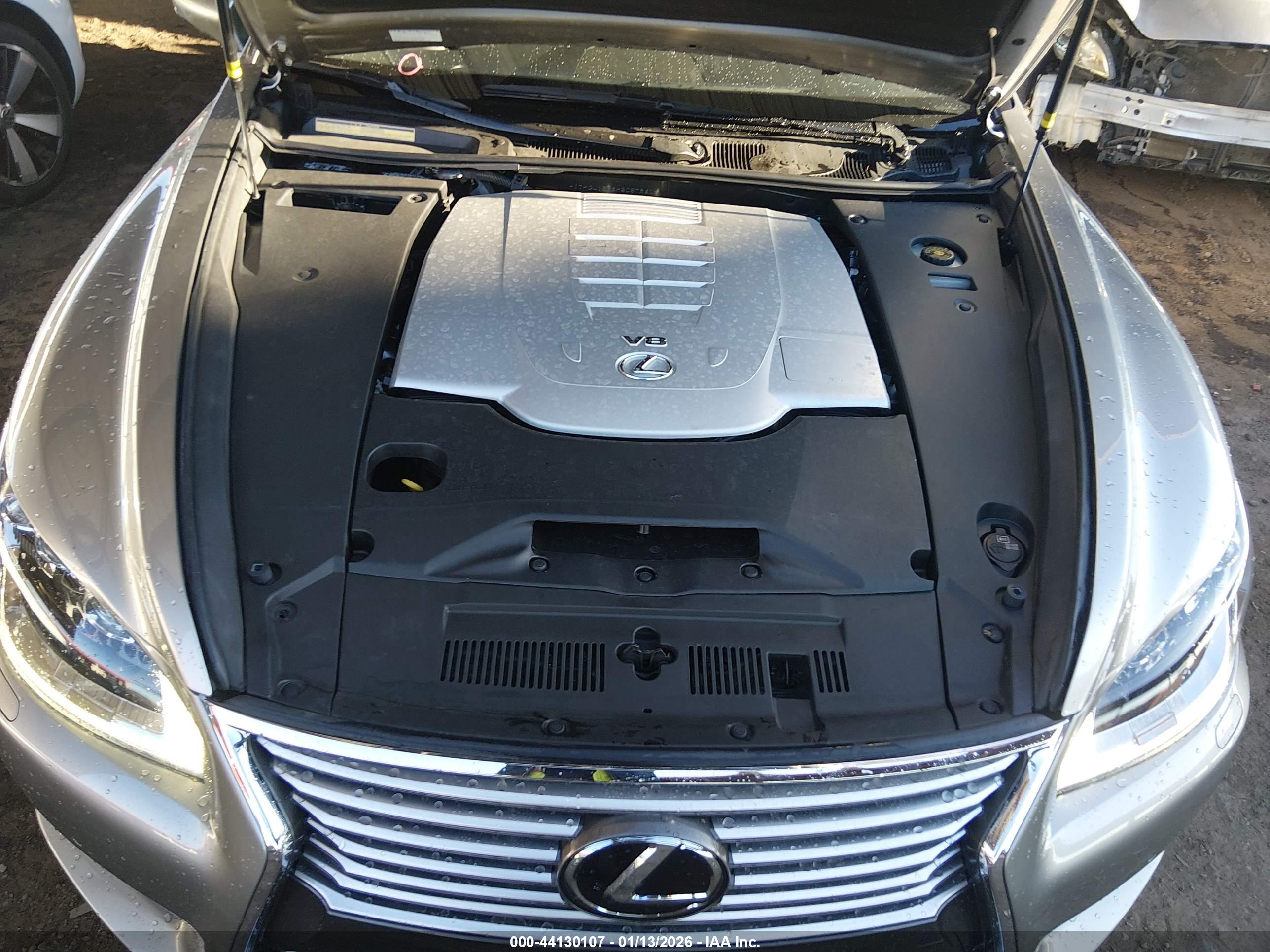 LEXUS LS image 10
