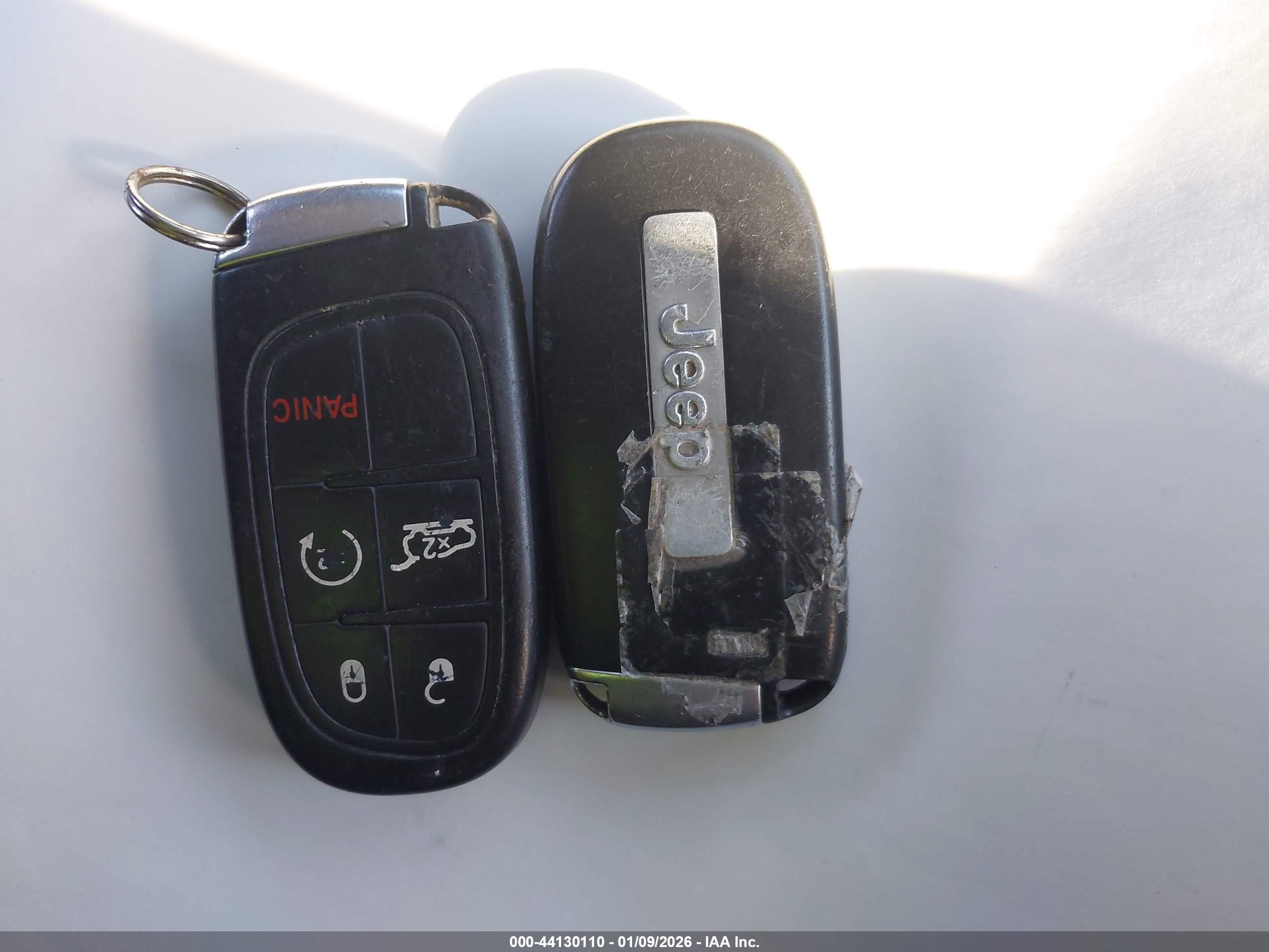 JEEP CHEROKEE image 11