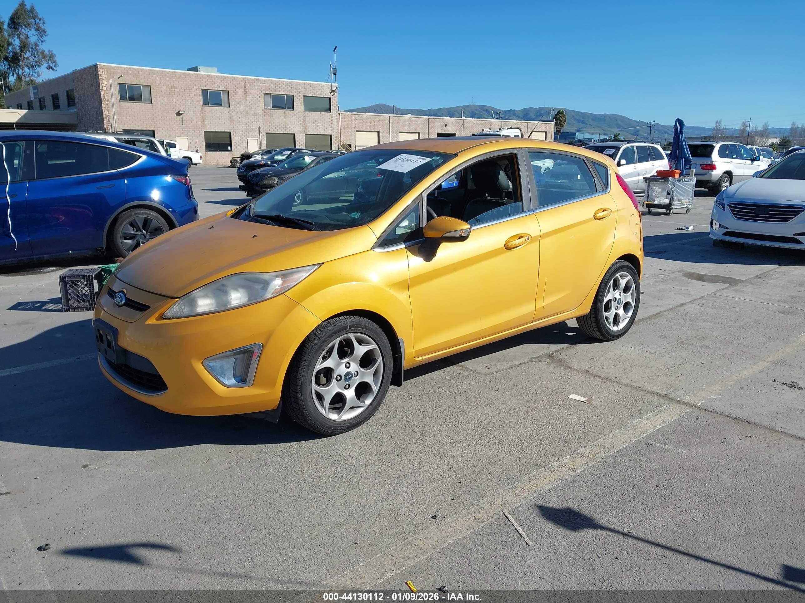 FORD FIESTA image 2