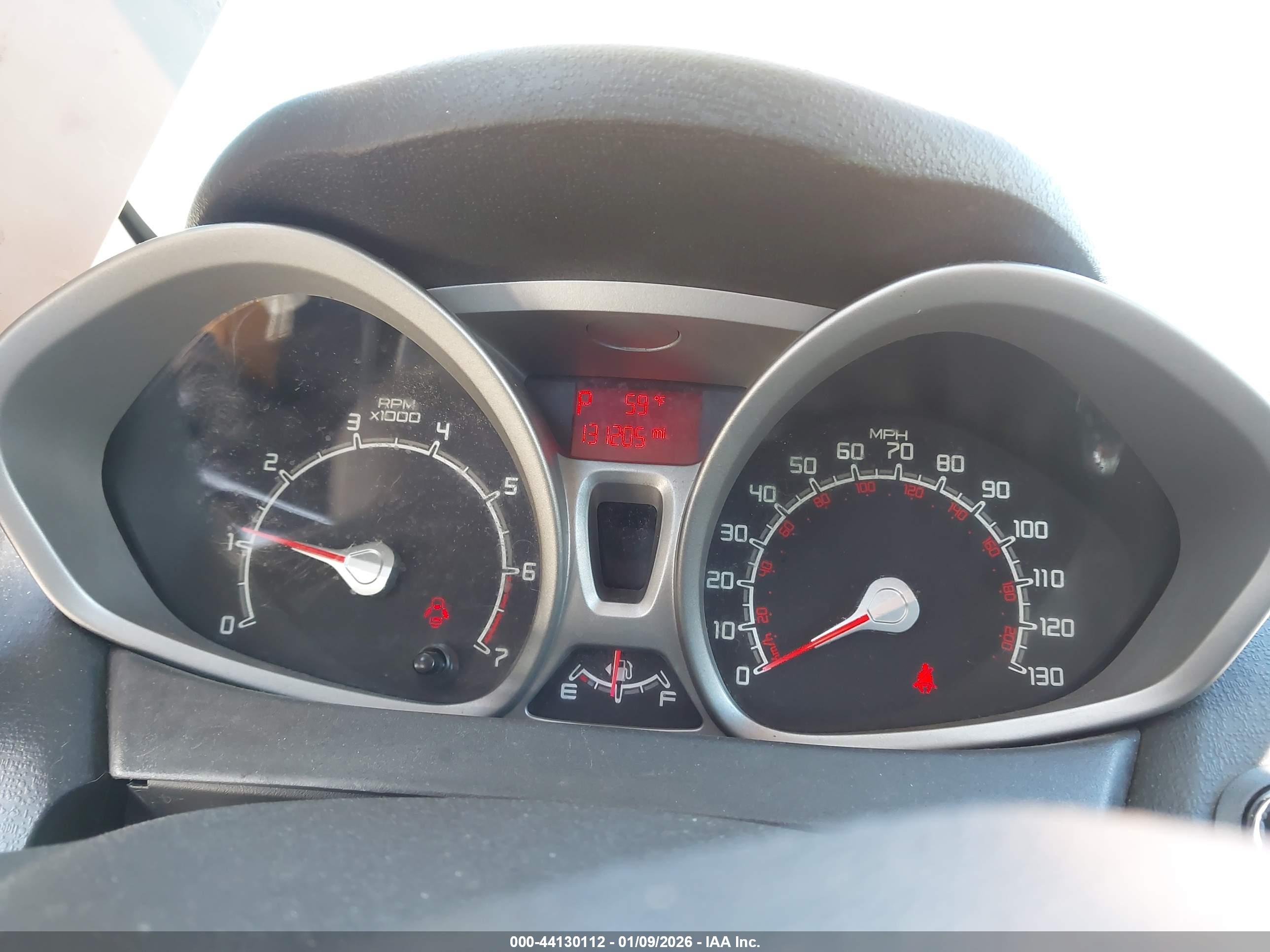 FORD FIESTA image 7