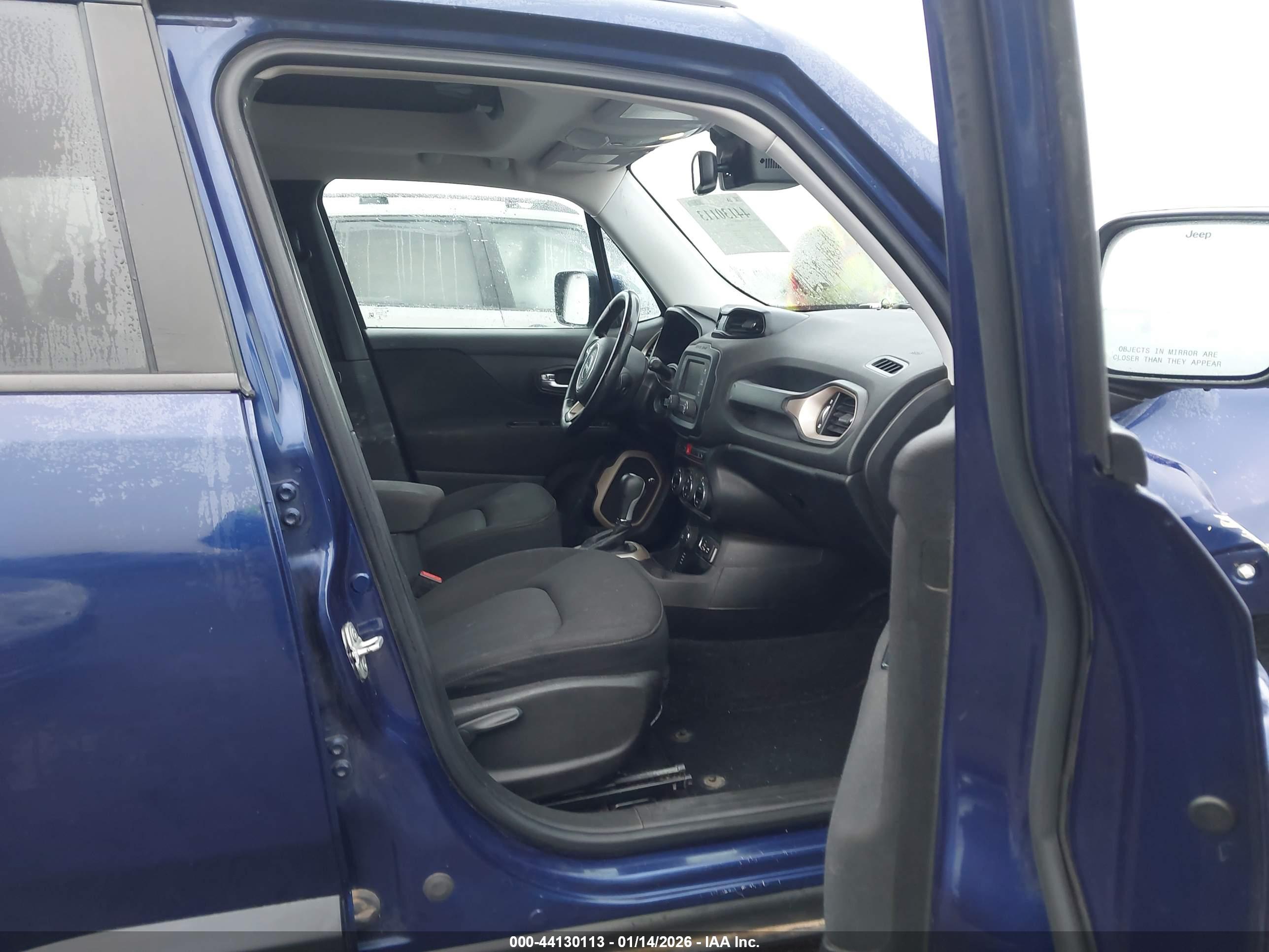 JEEP RENEGADE image 5