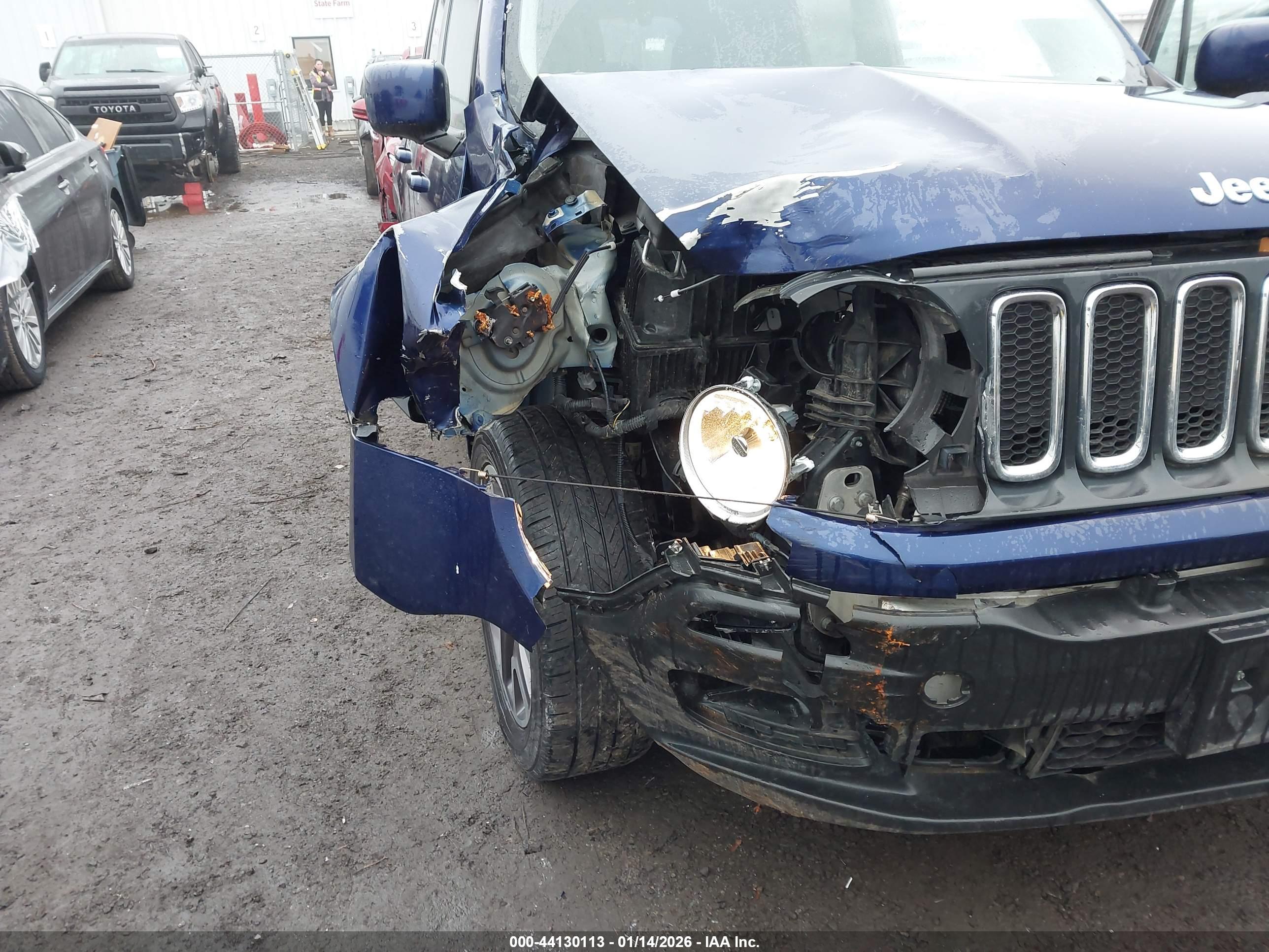 JEEP RENEGADE image 6