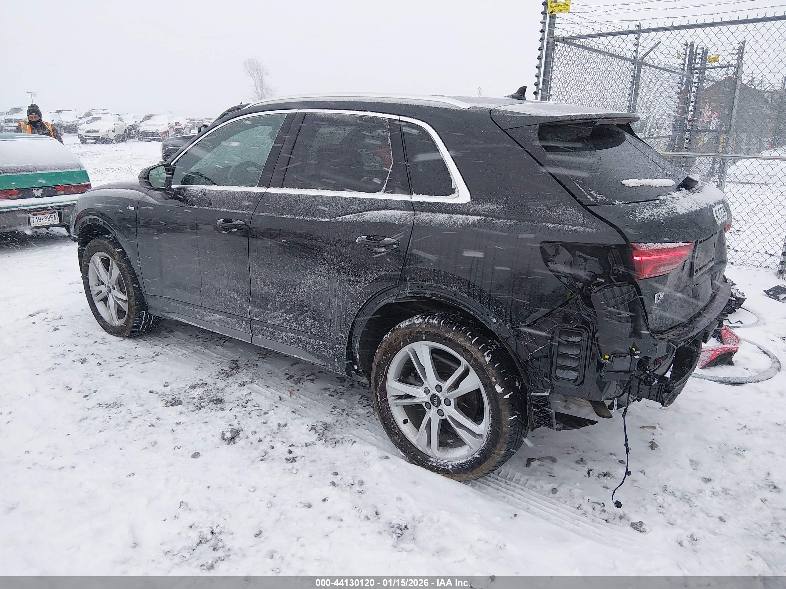 AUDI Q3 image 3