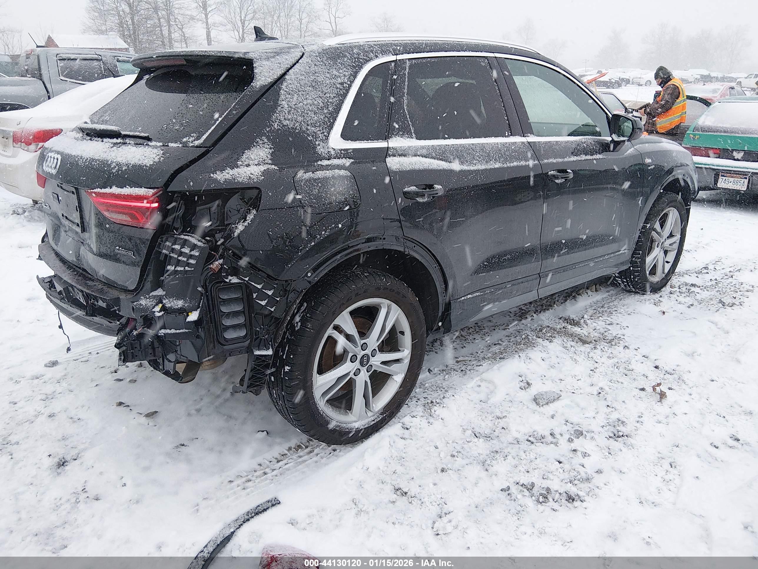 AUDI Q3 image 4