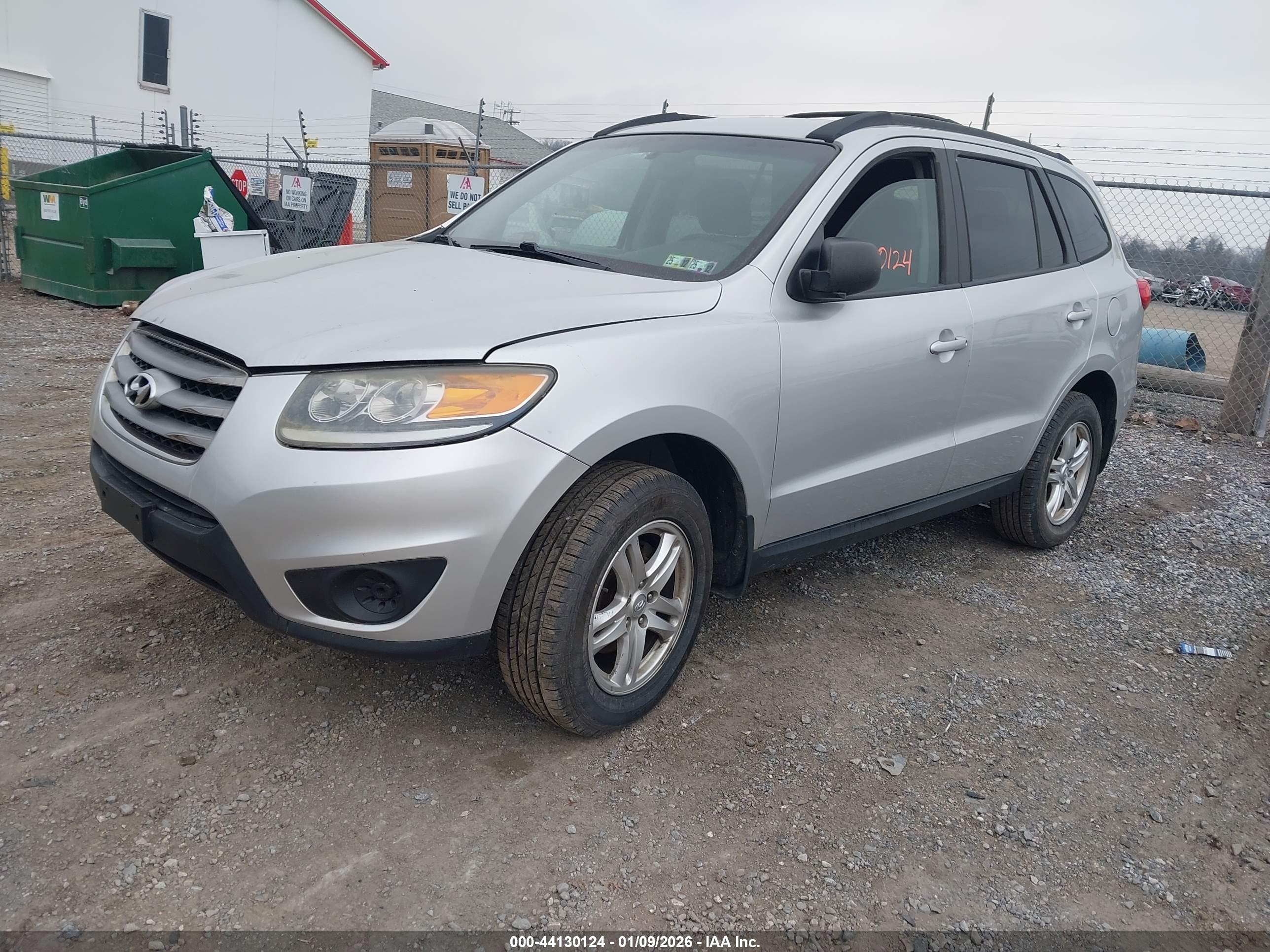 HYUNDAI SANTA image 2