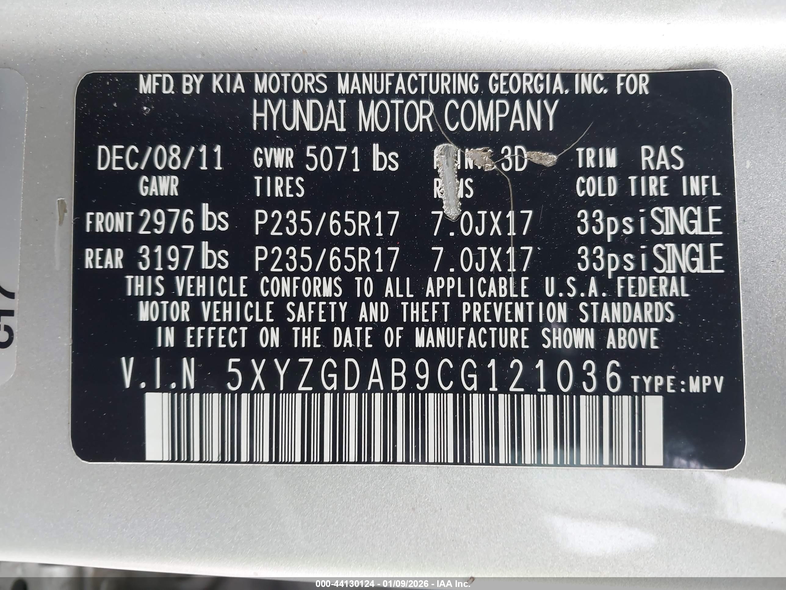 HYUNDAI SANTA image 9
