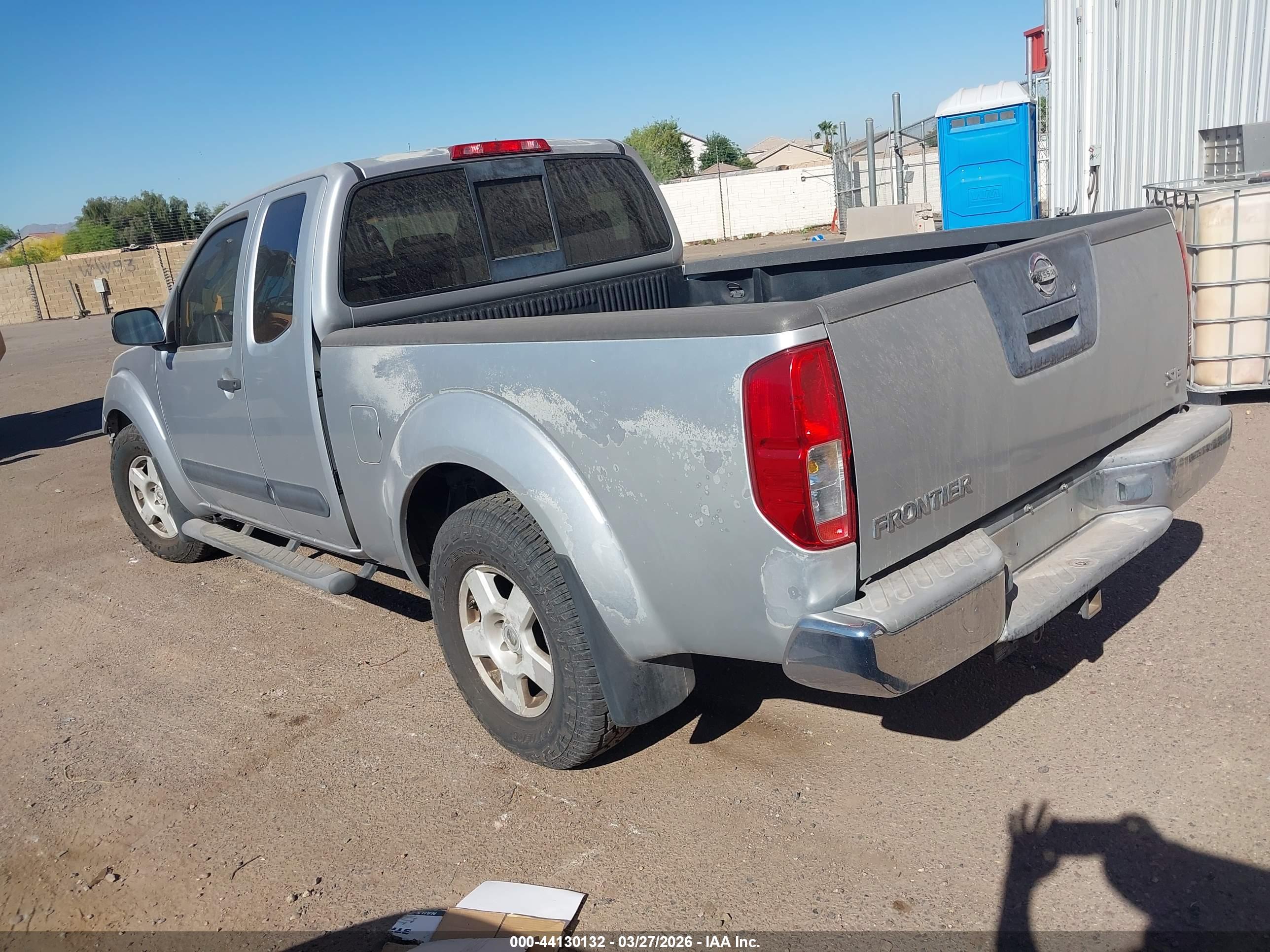 NISSAN FRONTIER image 3