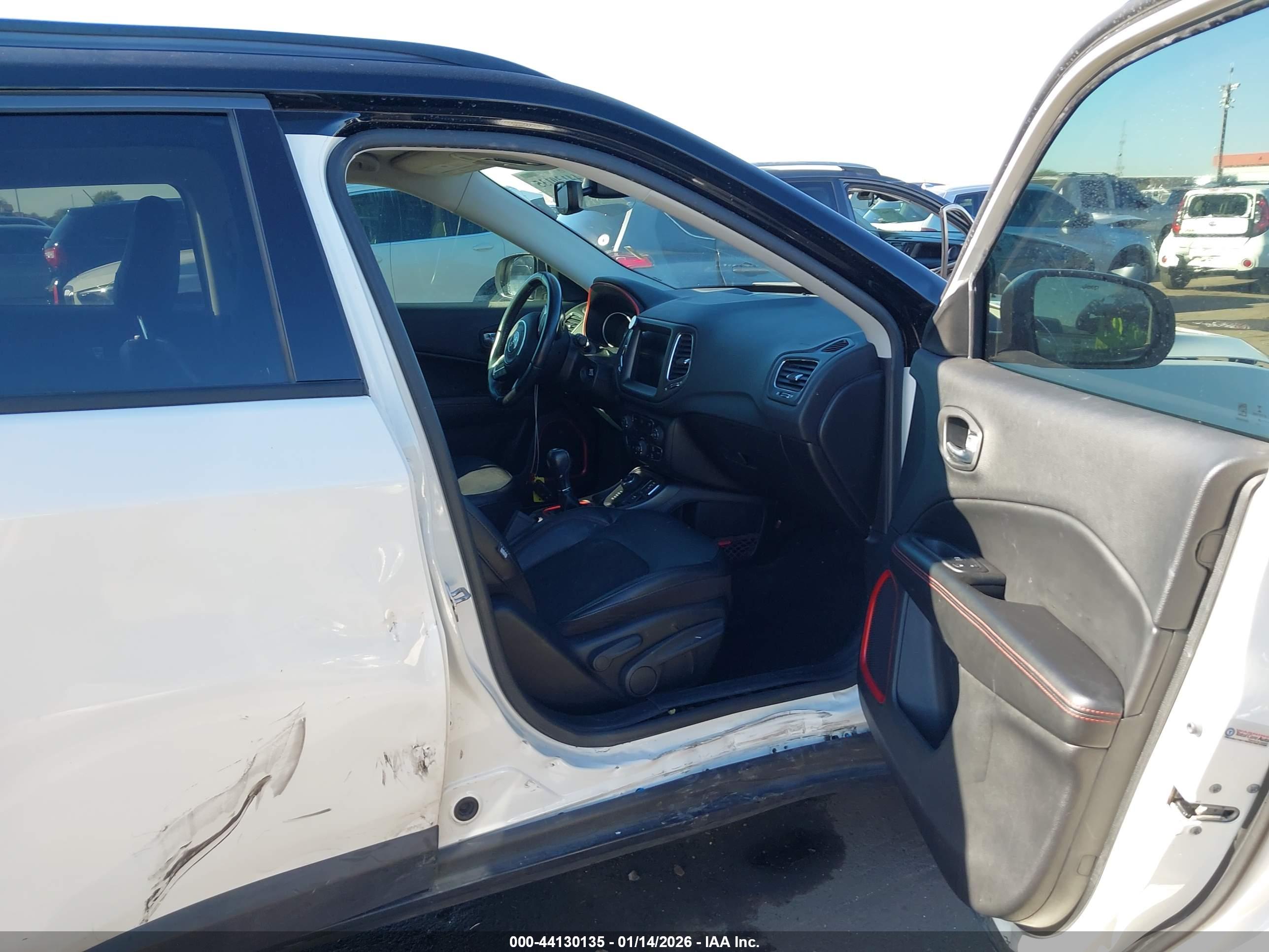 JEEP COMPASS image 5