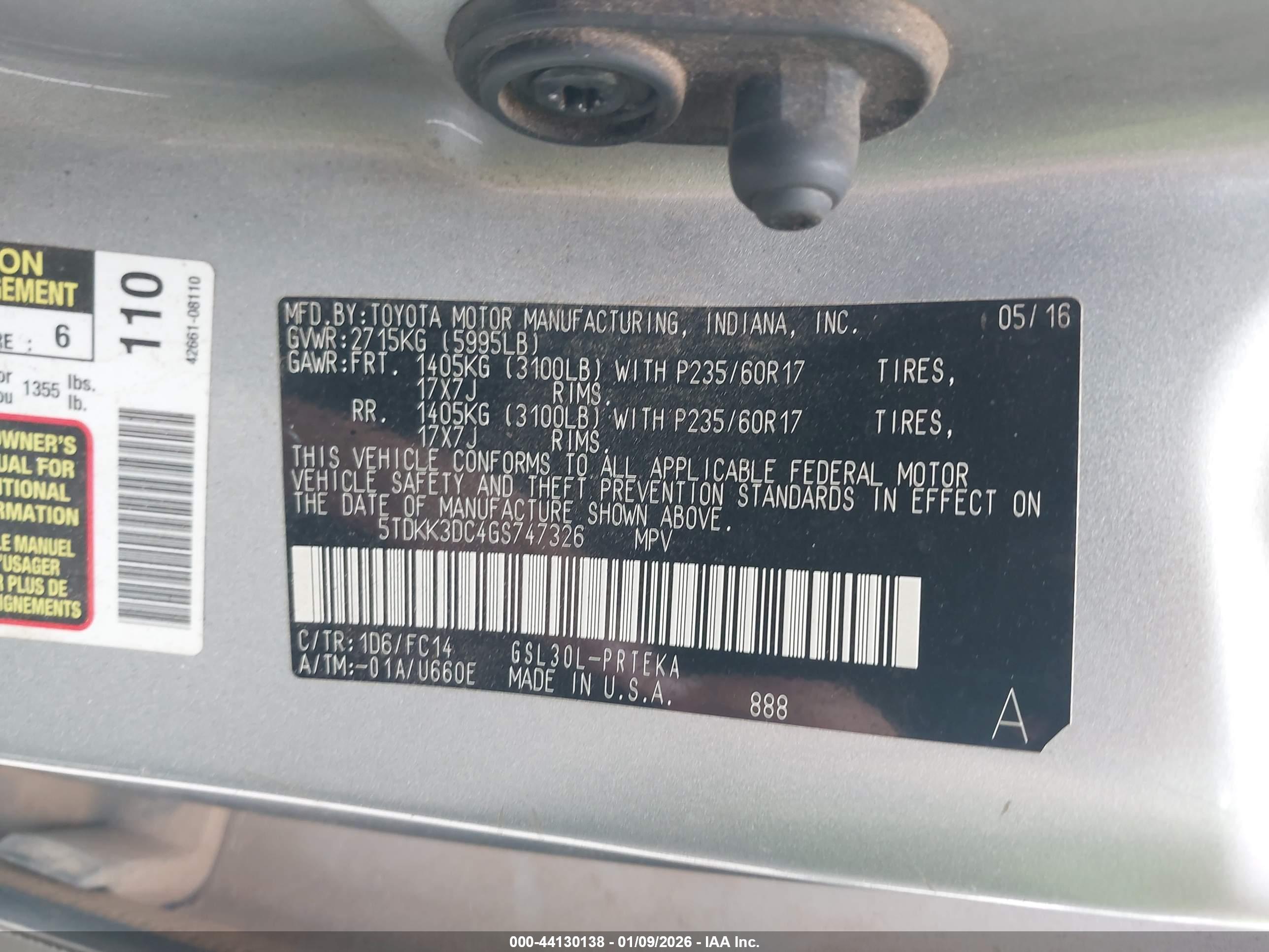 TOYOTA SIENNA image 9