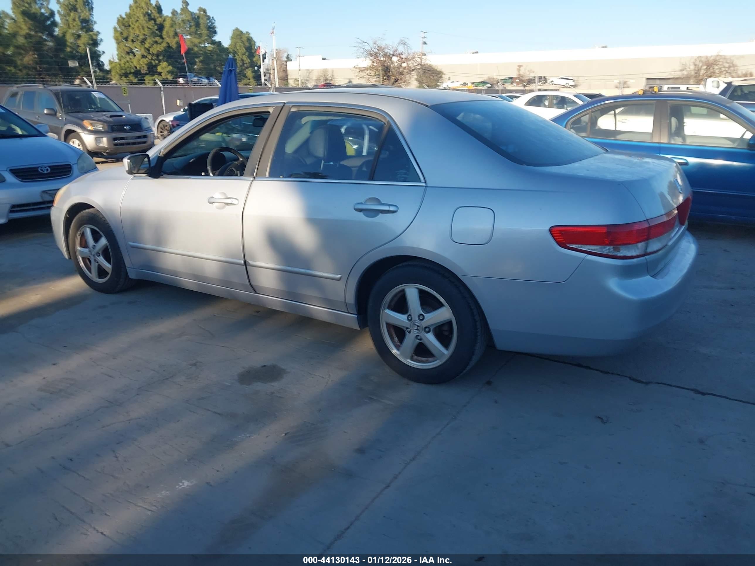 HONDA ACCORD image 3