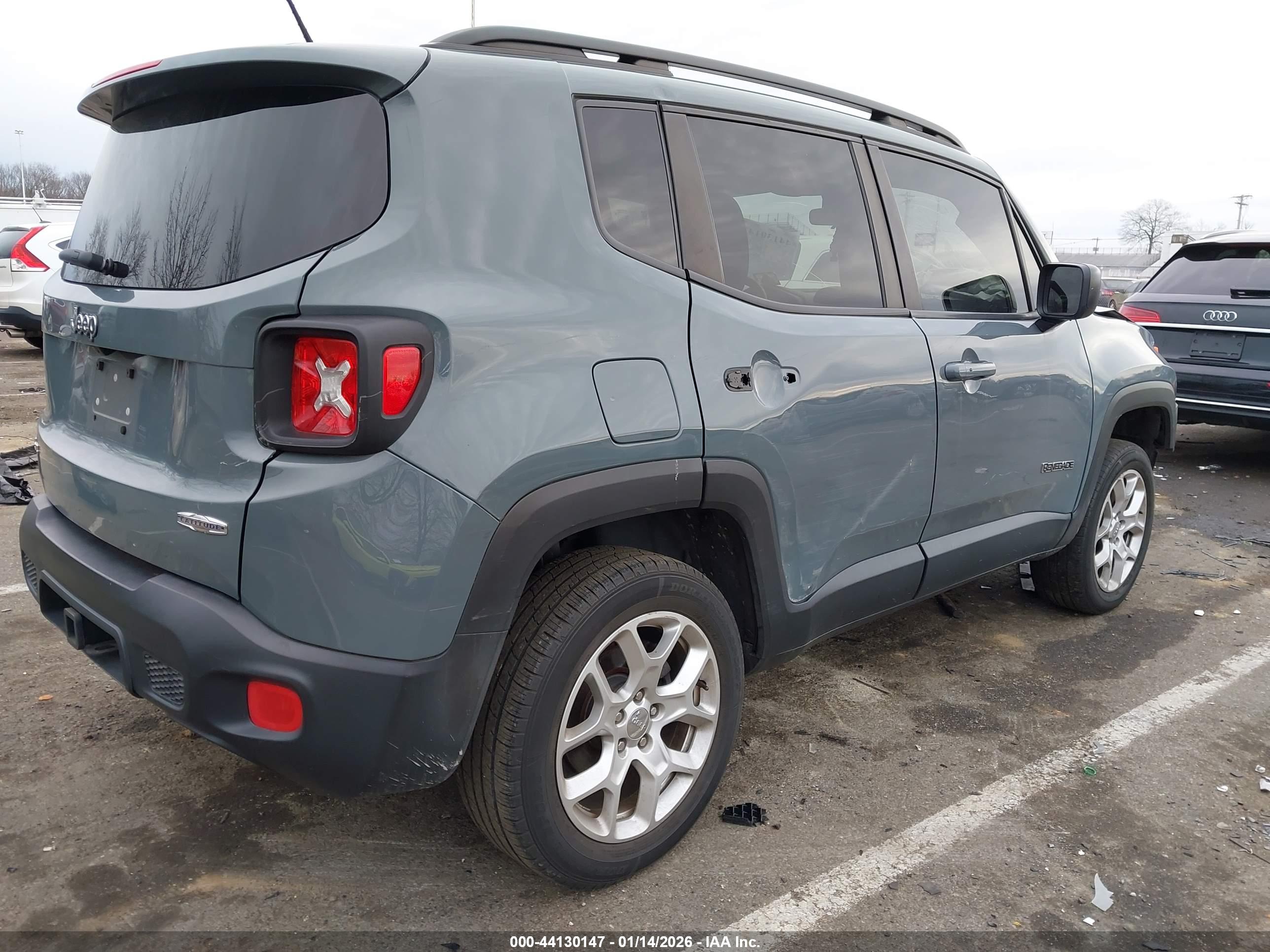 JEEP RENEGADE image 4