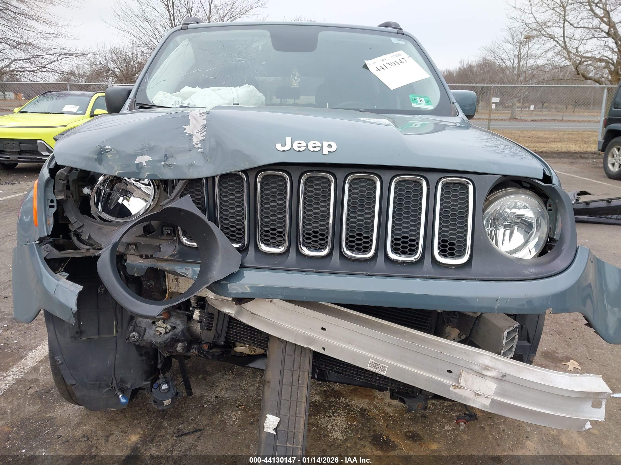 JEEP RENEGADE image 6
