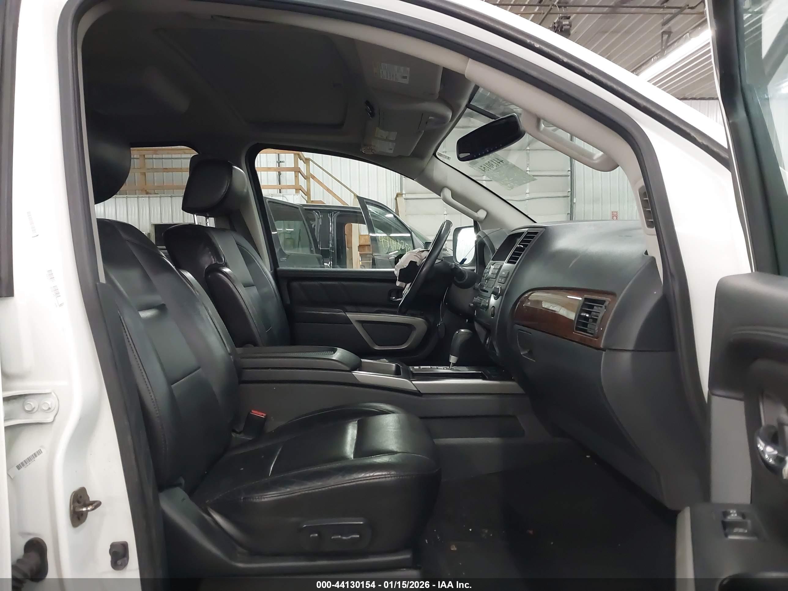 NISSAN ARMADA image 5