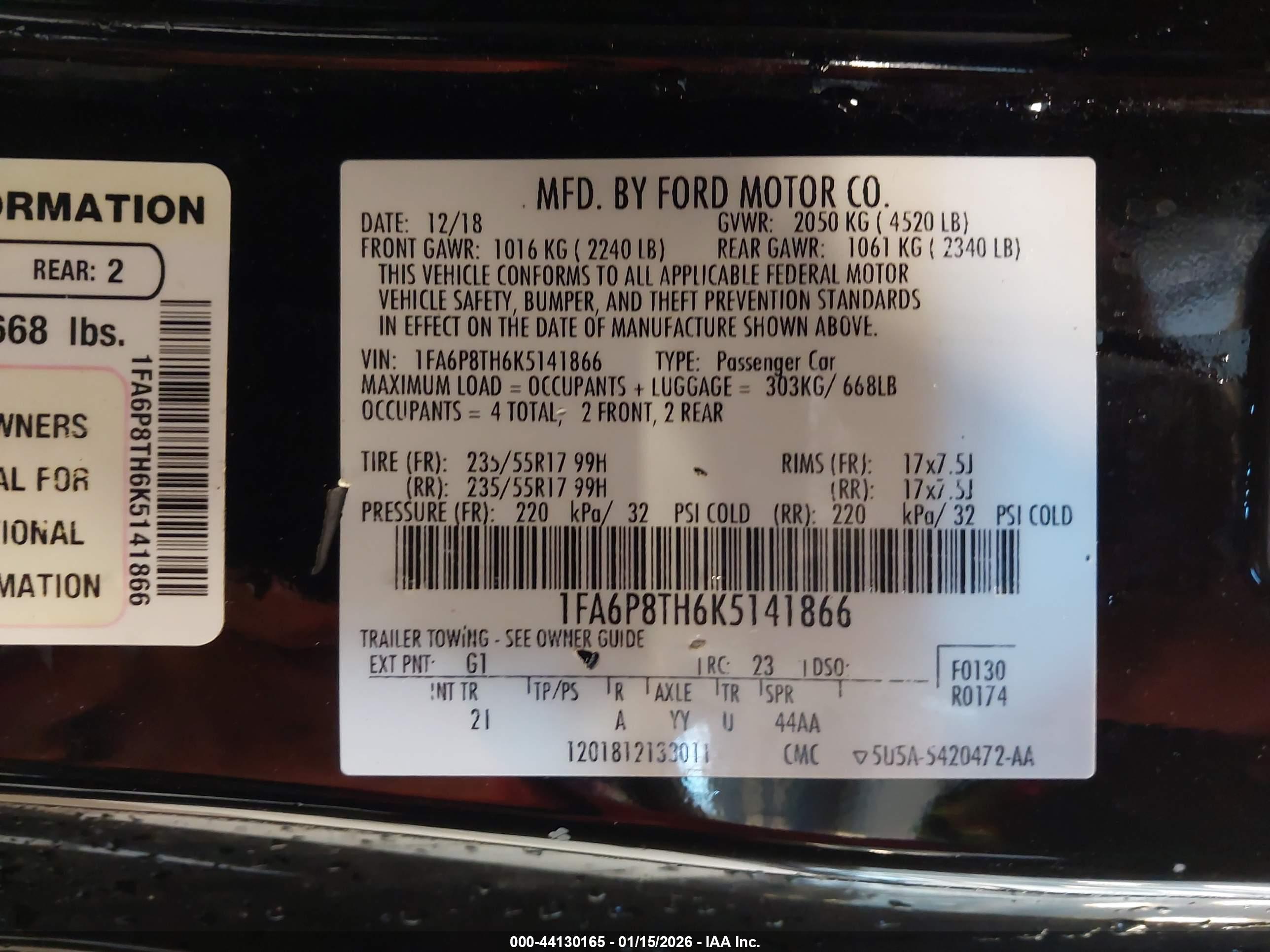 FORD MUSTANG image 9