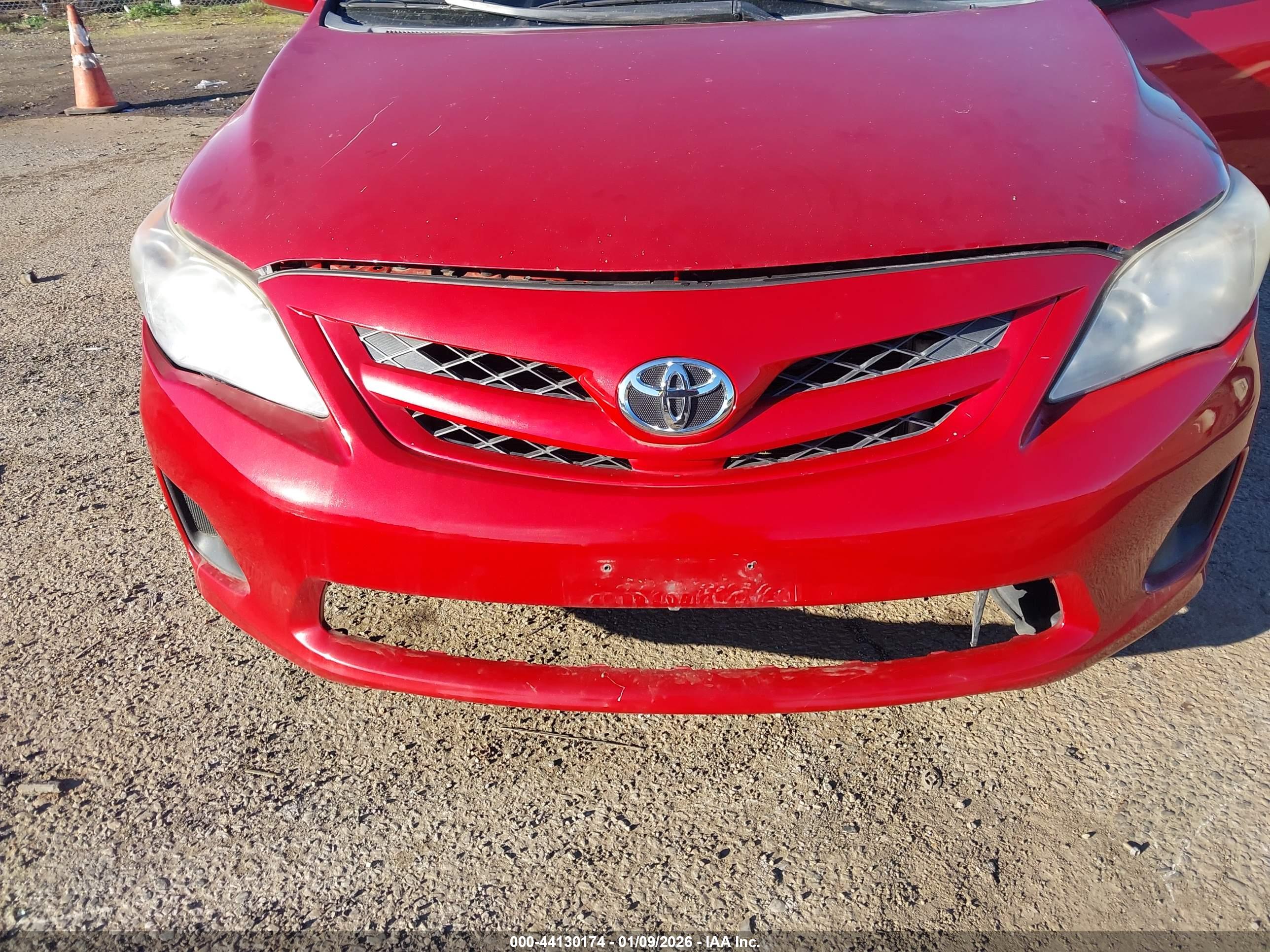 TOYOTA COROLLA image 6