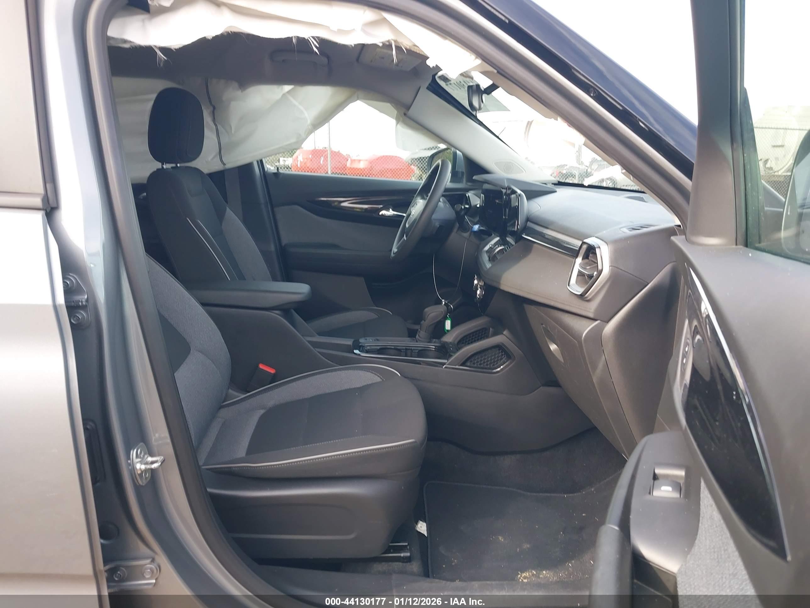 CHEVROLET TRAILBLAZER image 5