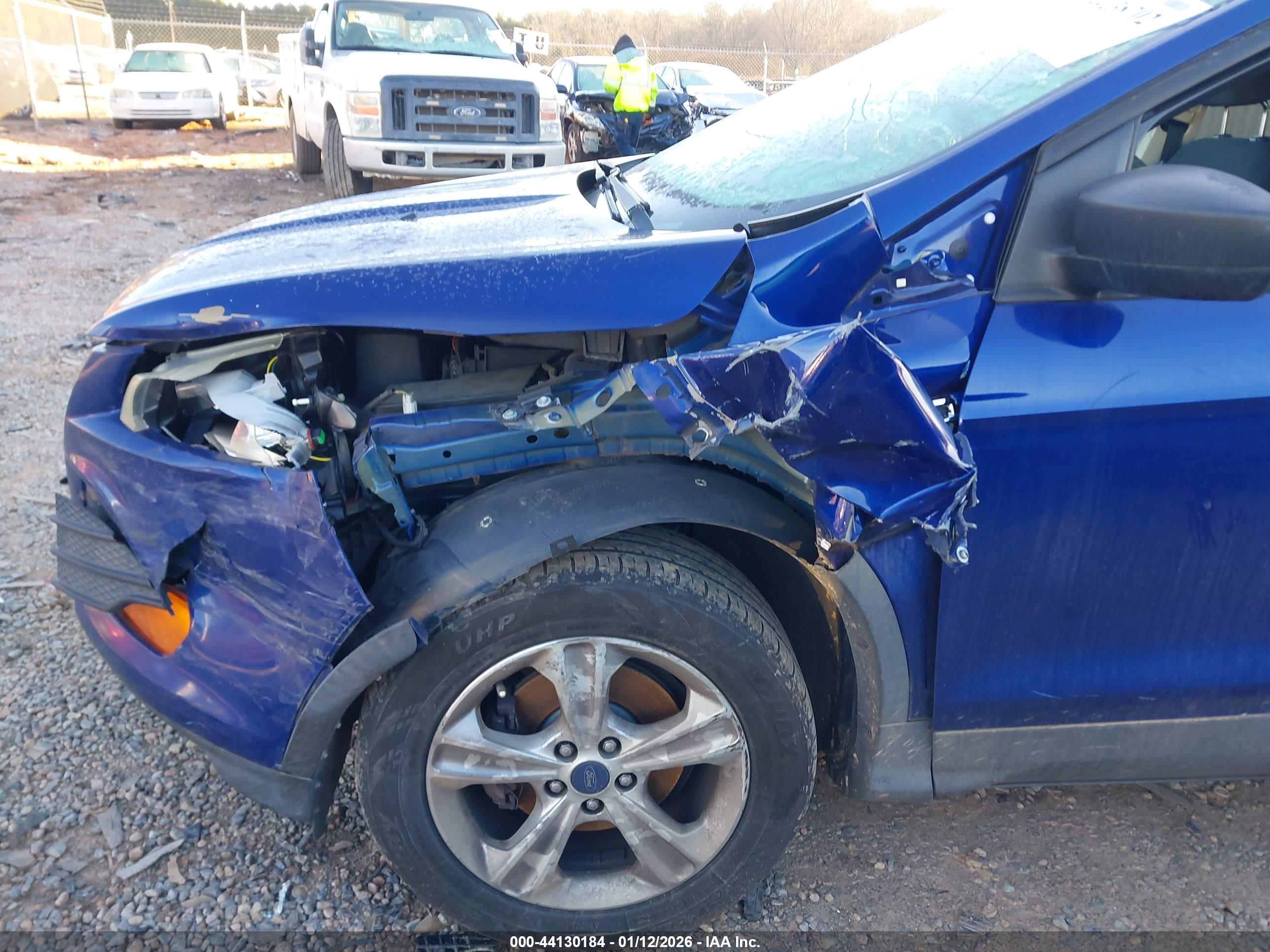 FORD ESCAPE image 6