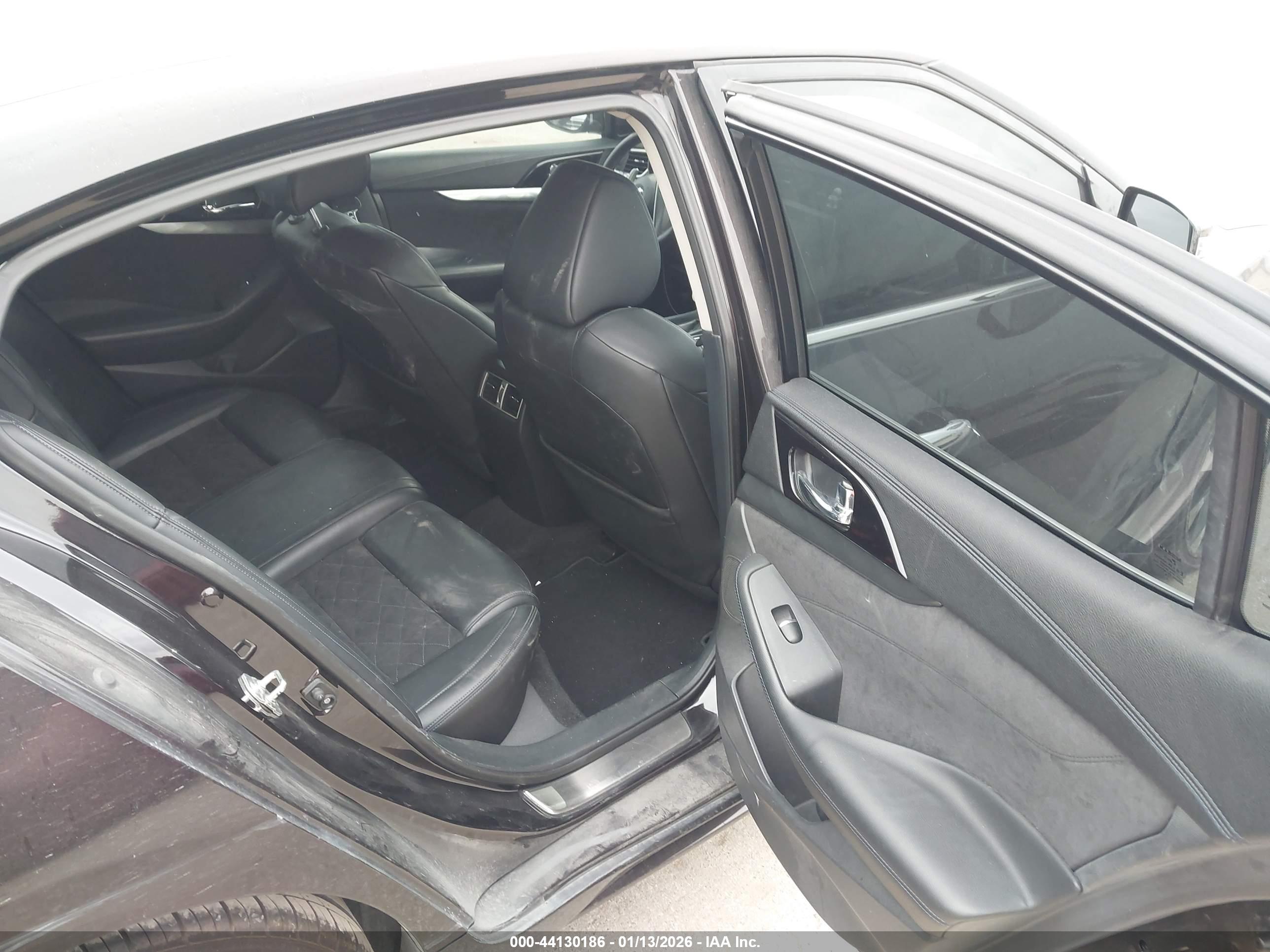 NISSAN MAXIMA image 8