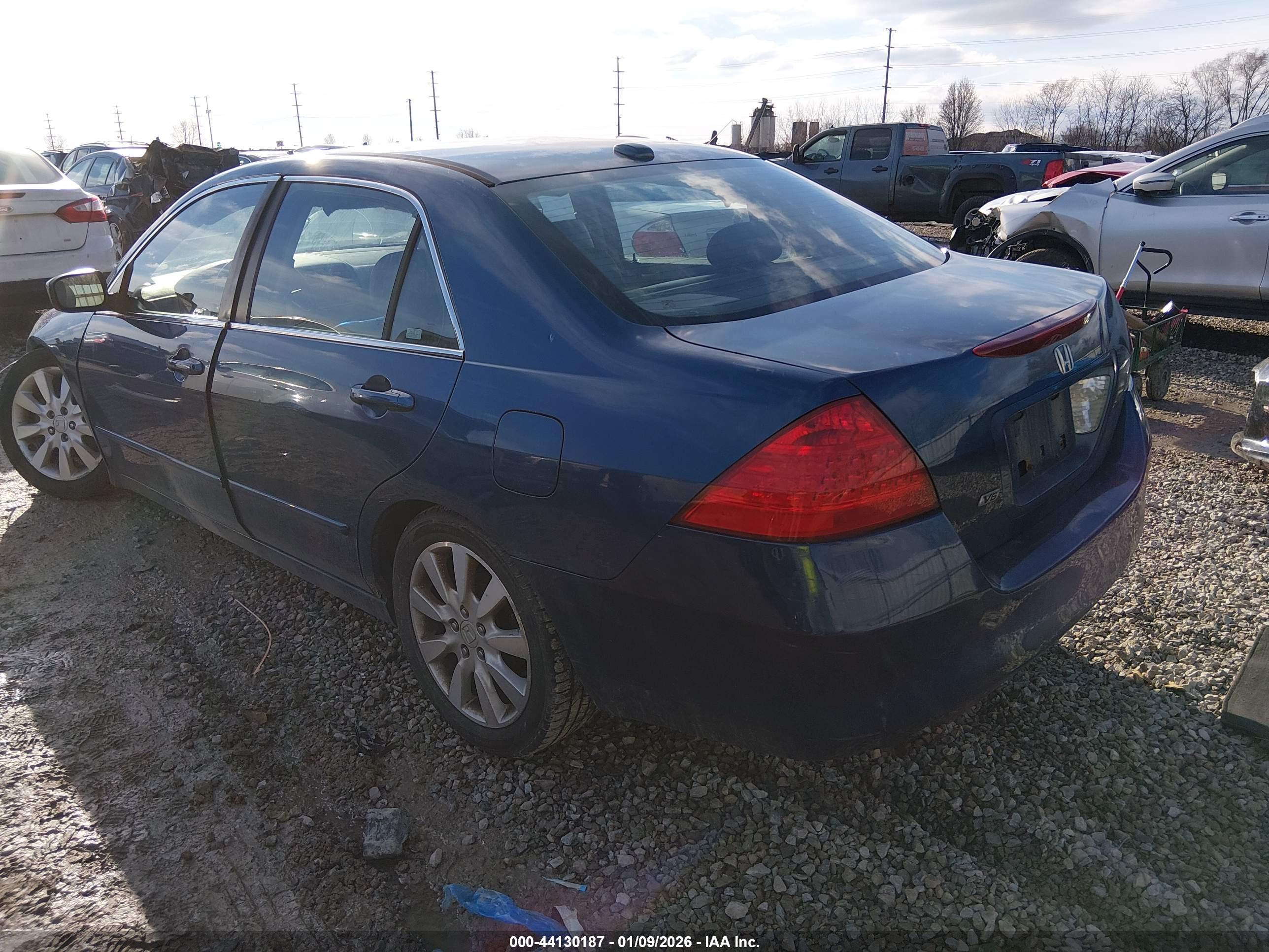 HONDA ACCORD image 3
