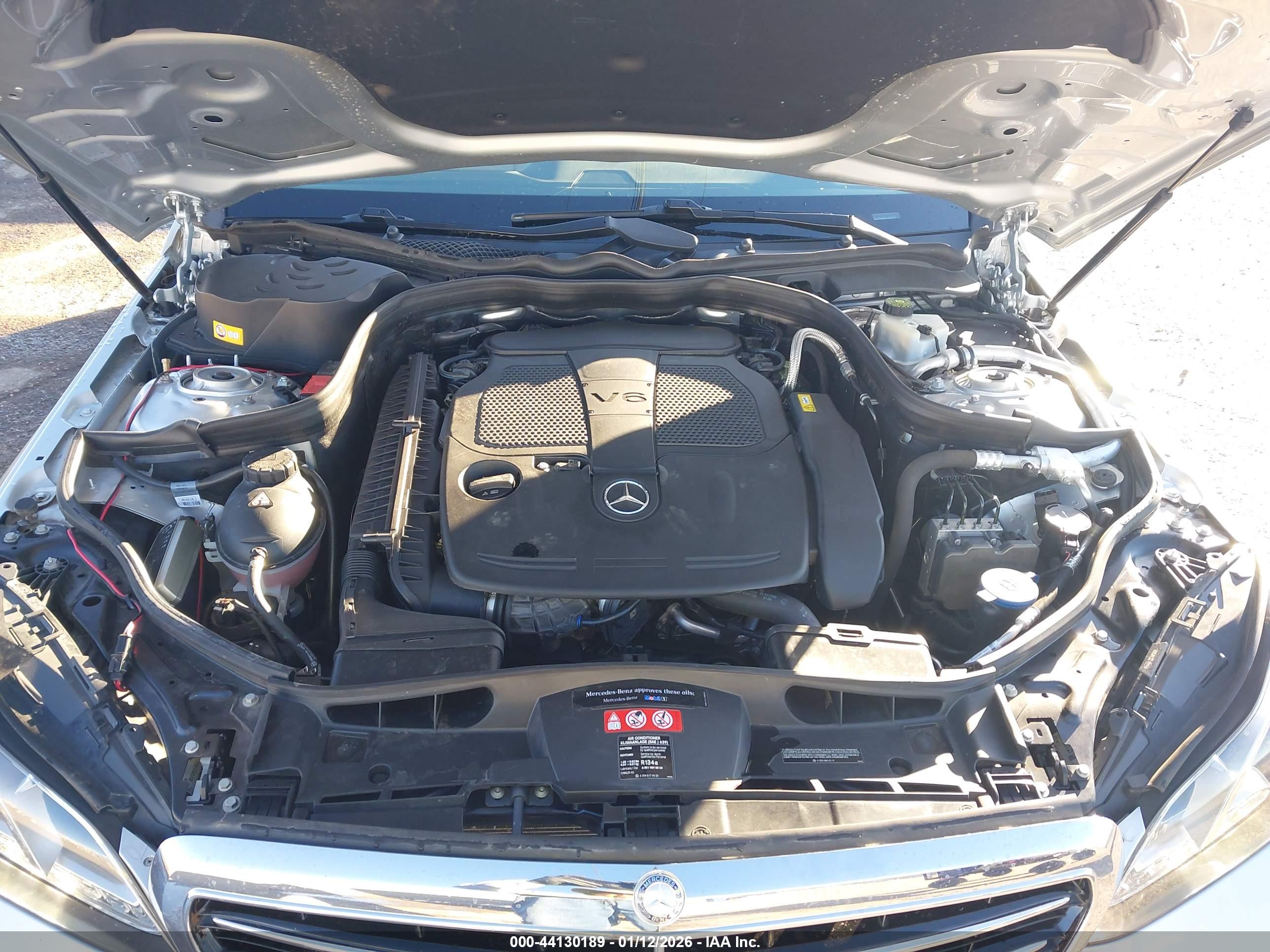 MERCEDES-BENZ E image 10