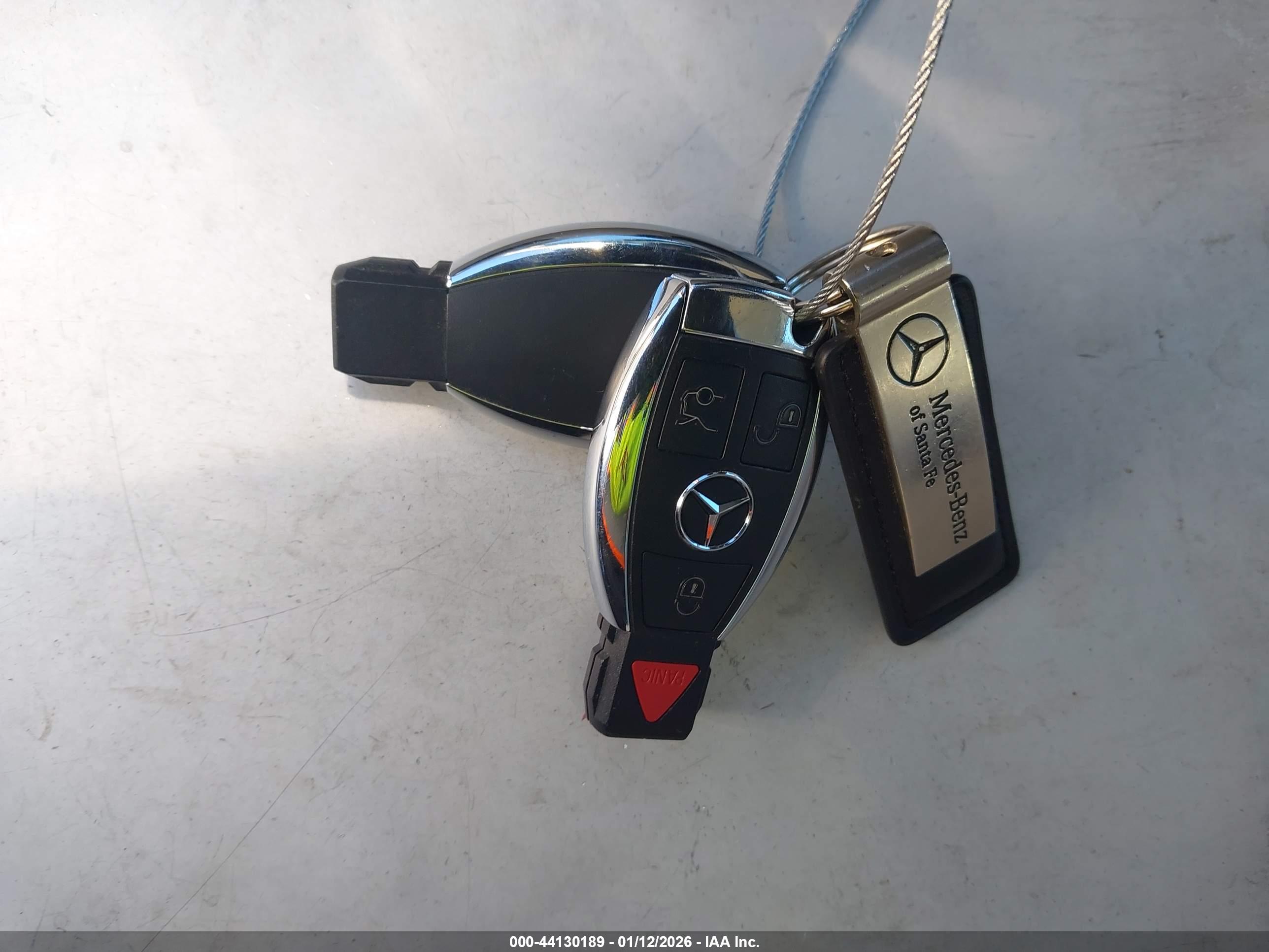 MERCEDES-BENZ E image 11