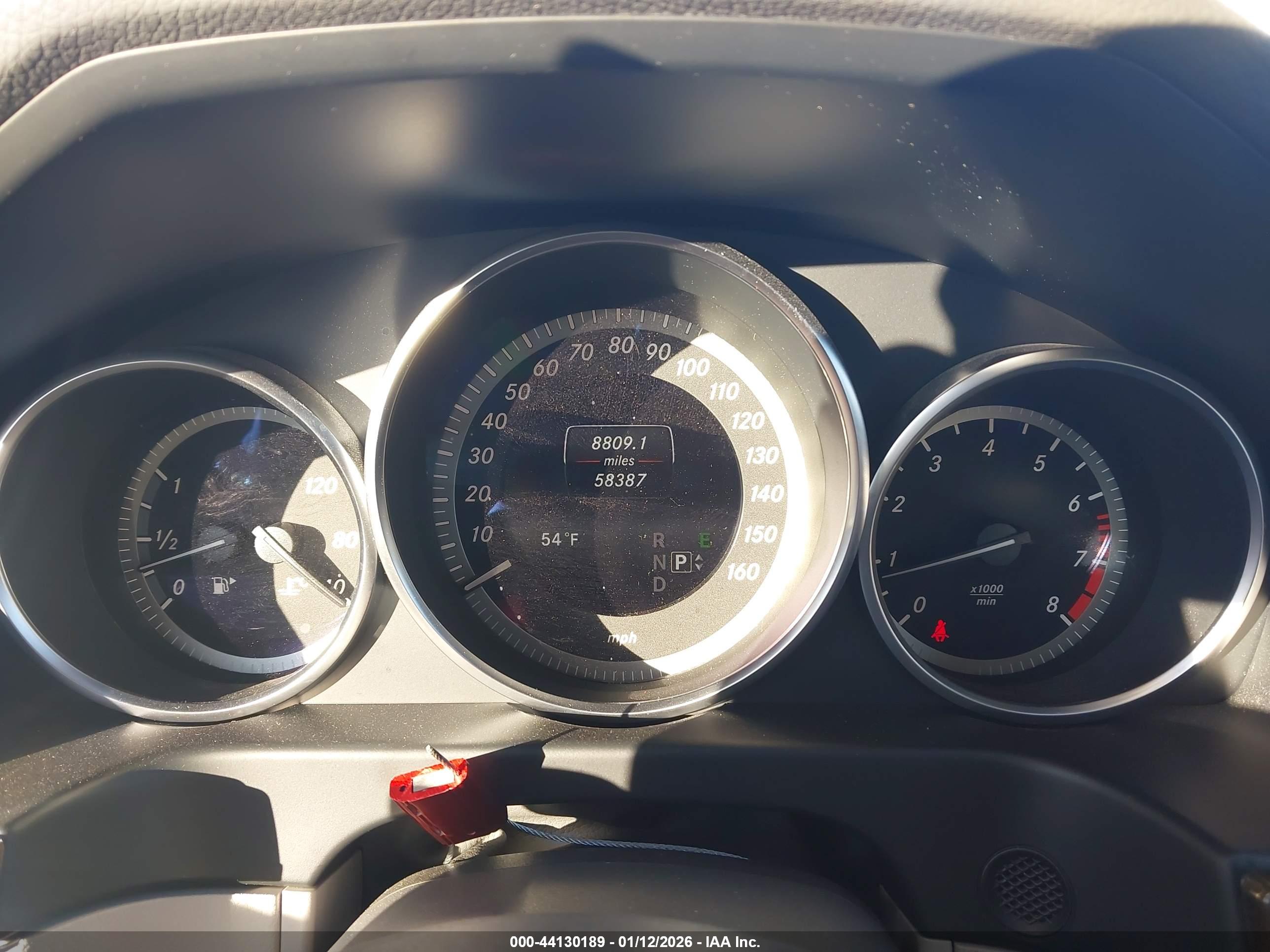 MERCEDES-BENZ E image 7