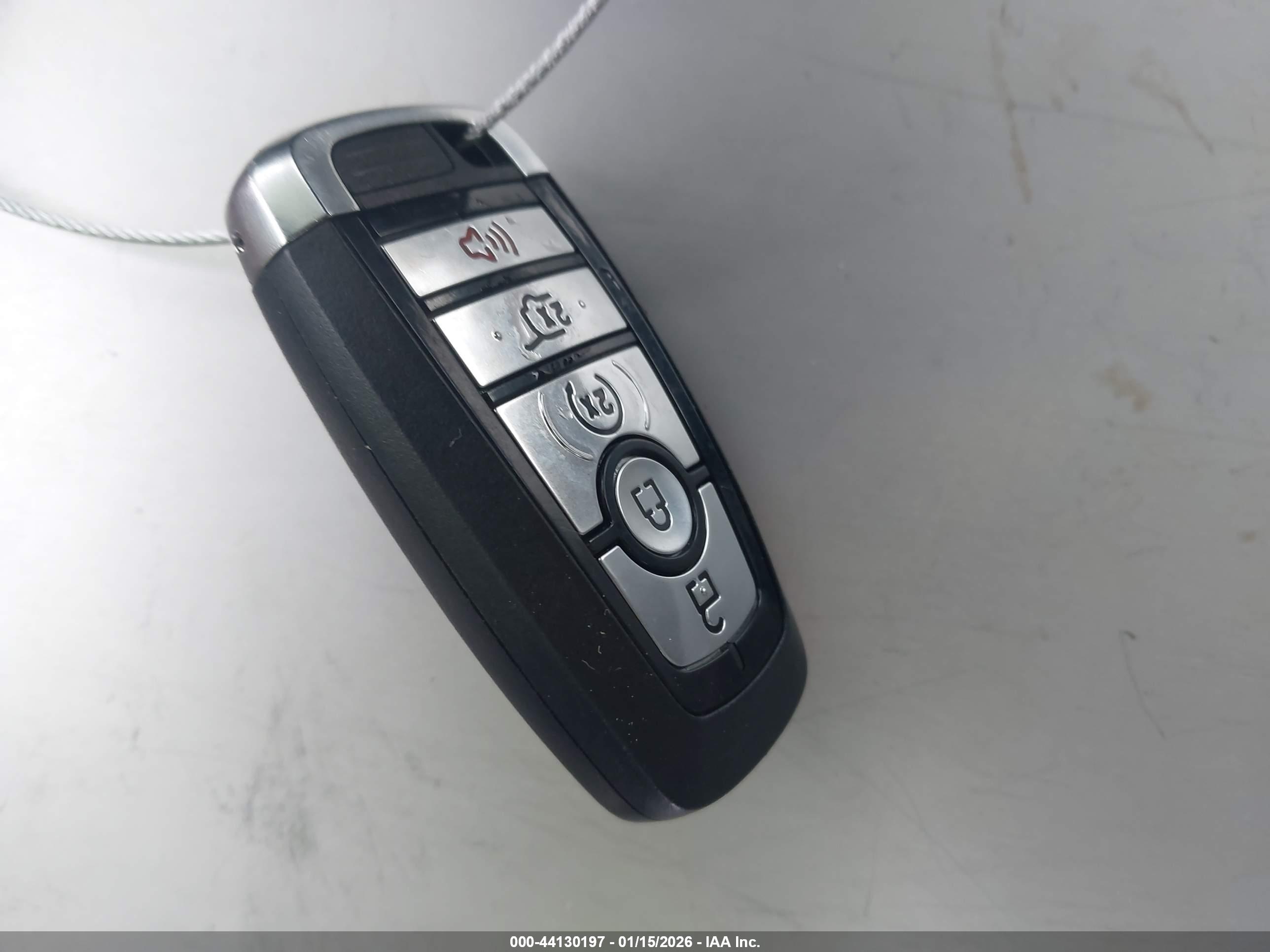 FORD ESCAPE image 11