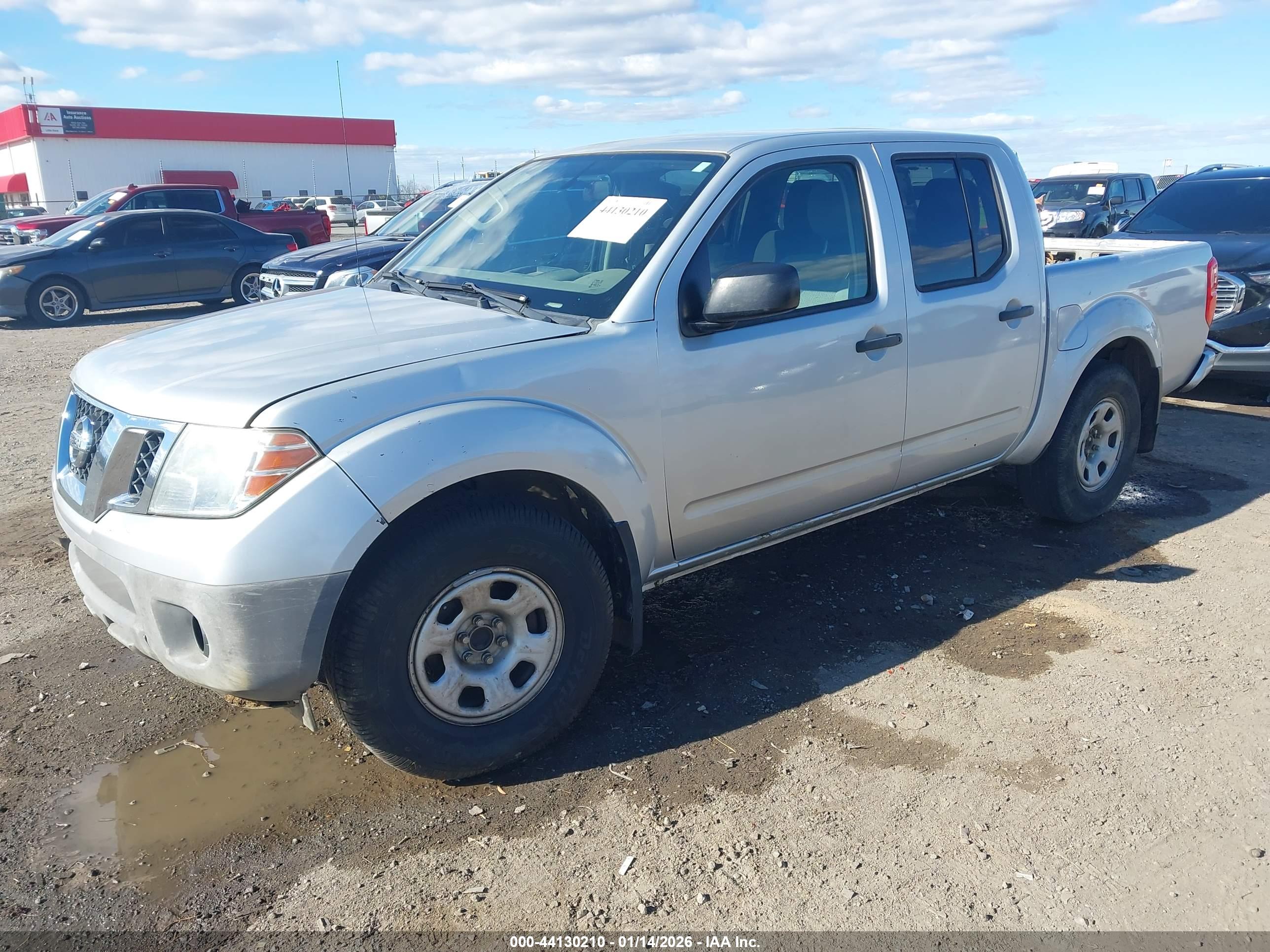 NISSAN FRONTIER image 2