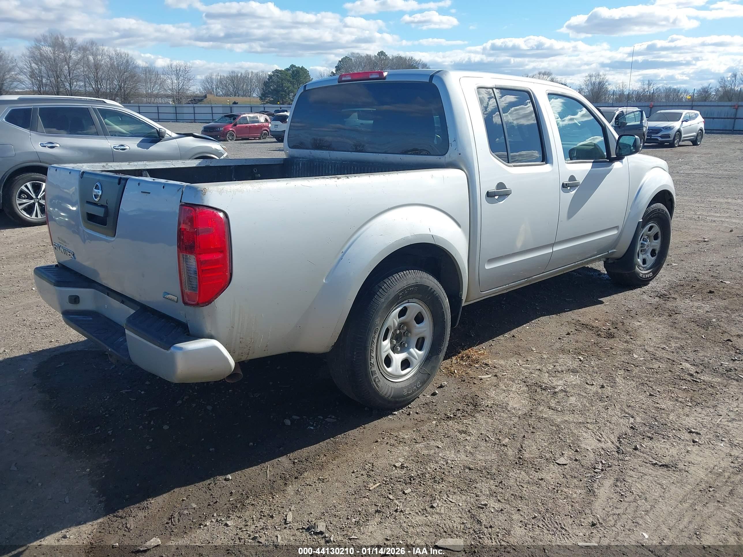 NISSAN FRONTIER image 4