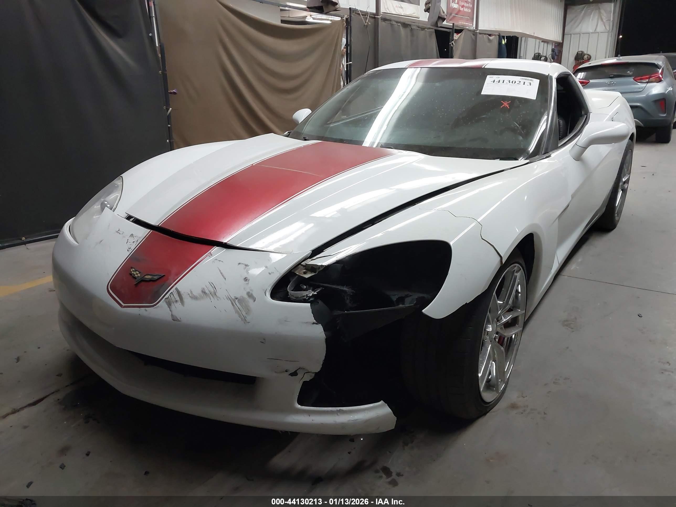 CHEVROLET CORVETTE image 2