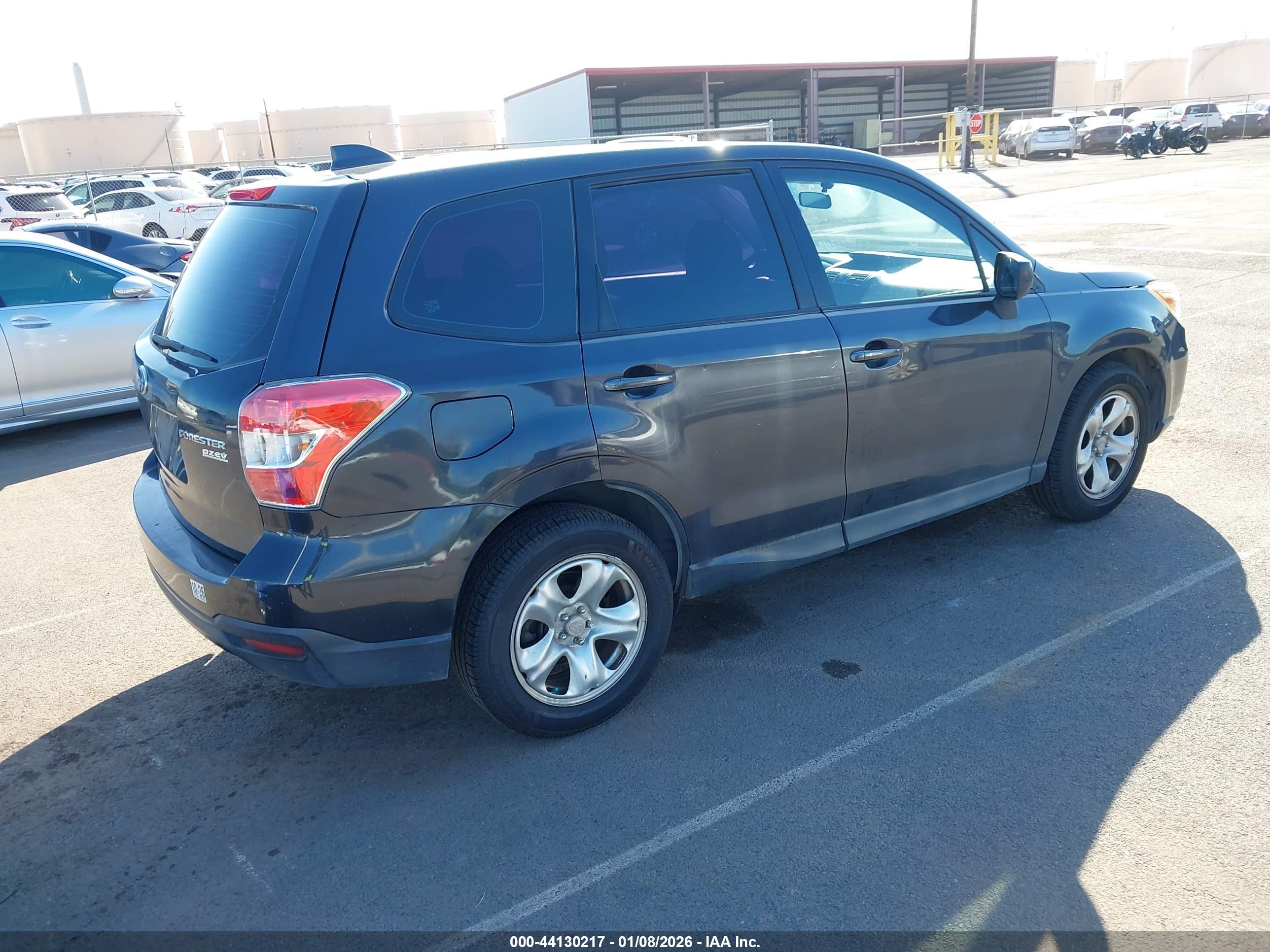 SUBARU FORESTER image 4