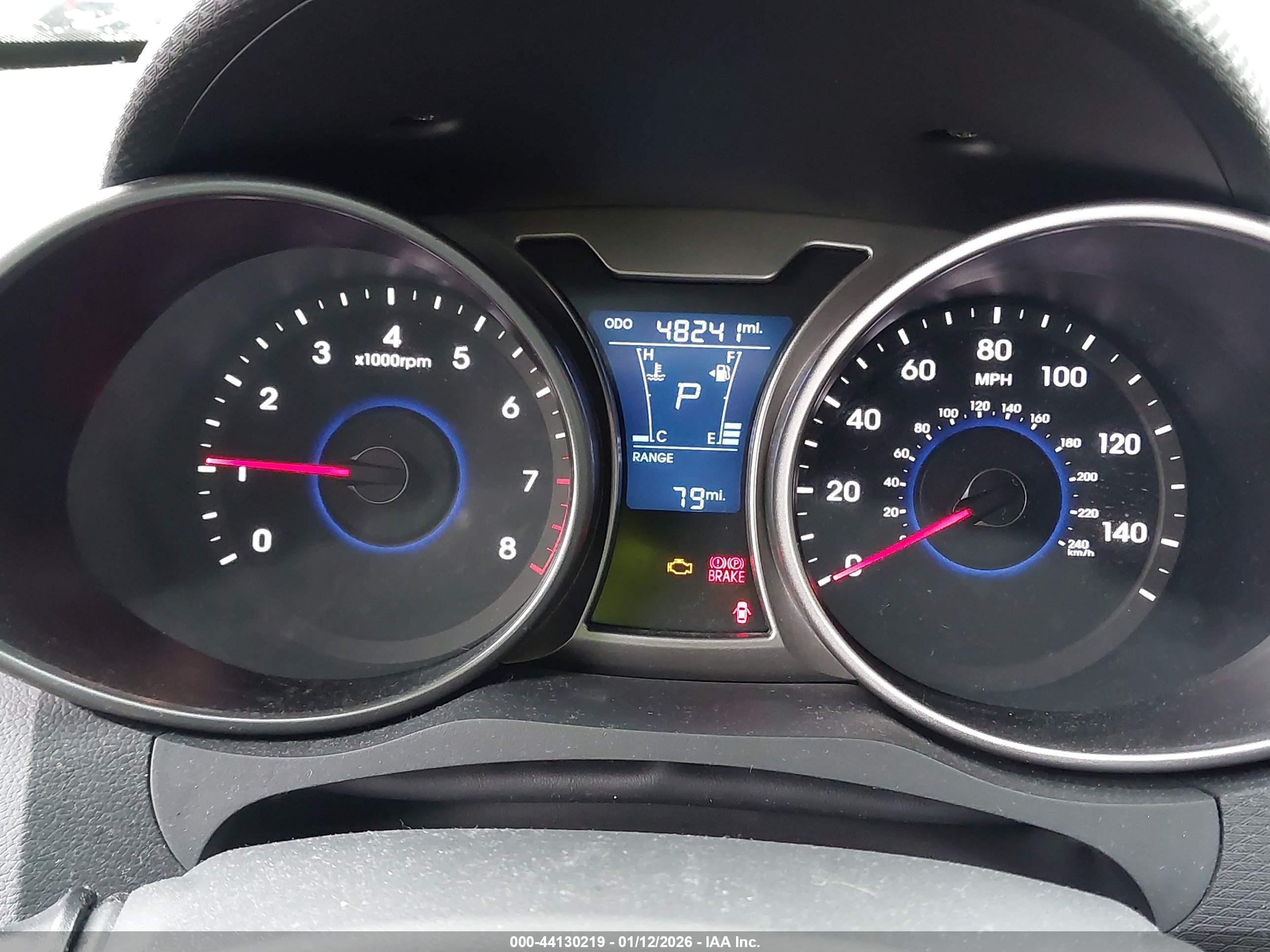 HYUNDAI VELOSTER image 7