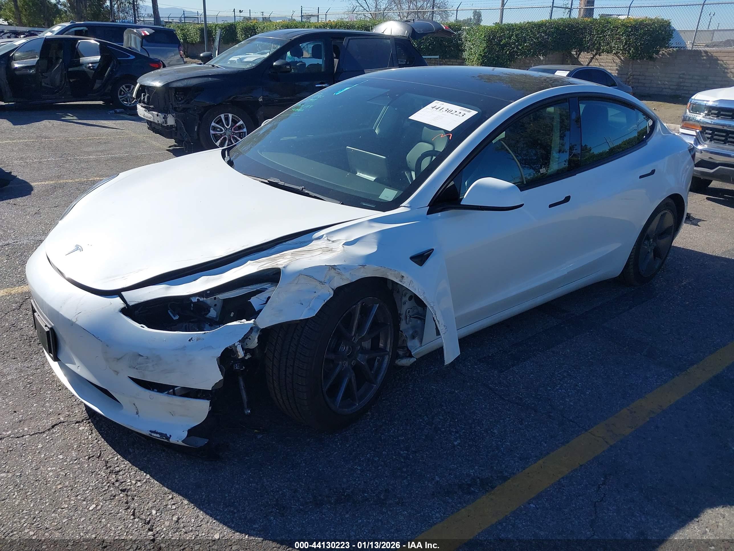 TESLA MODEL image 2