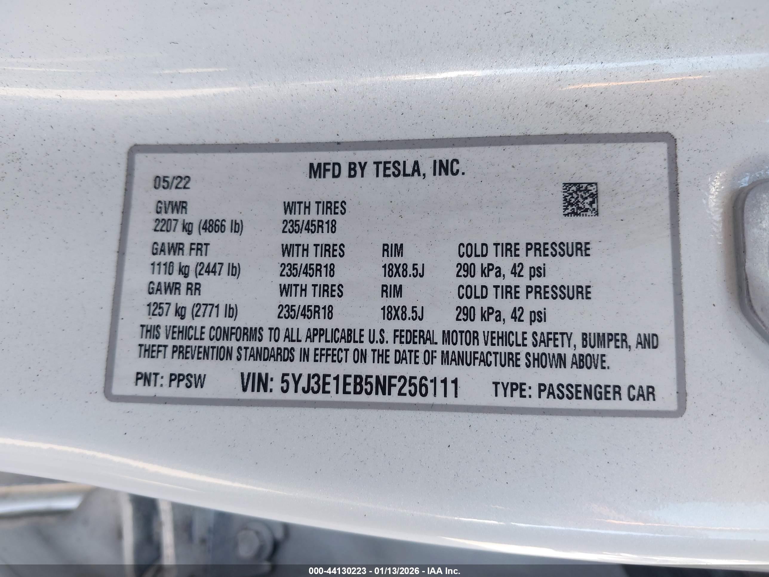 TESLA MODEL image 9