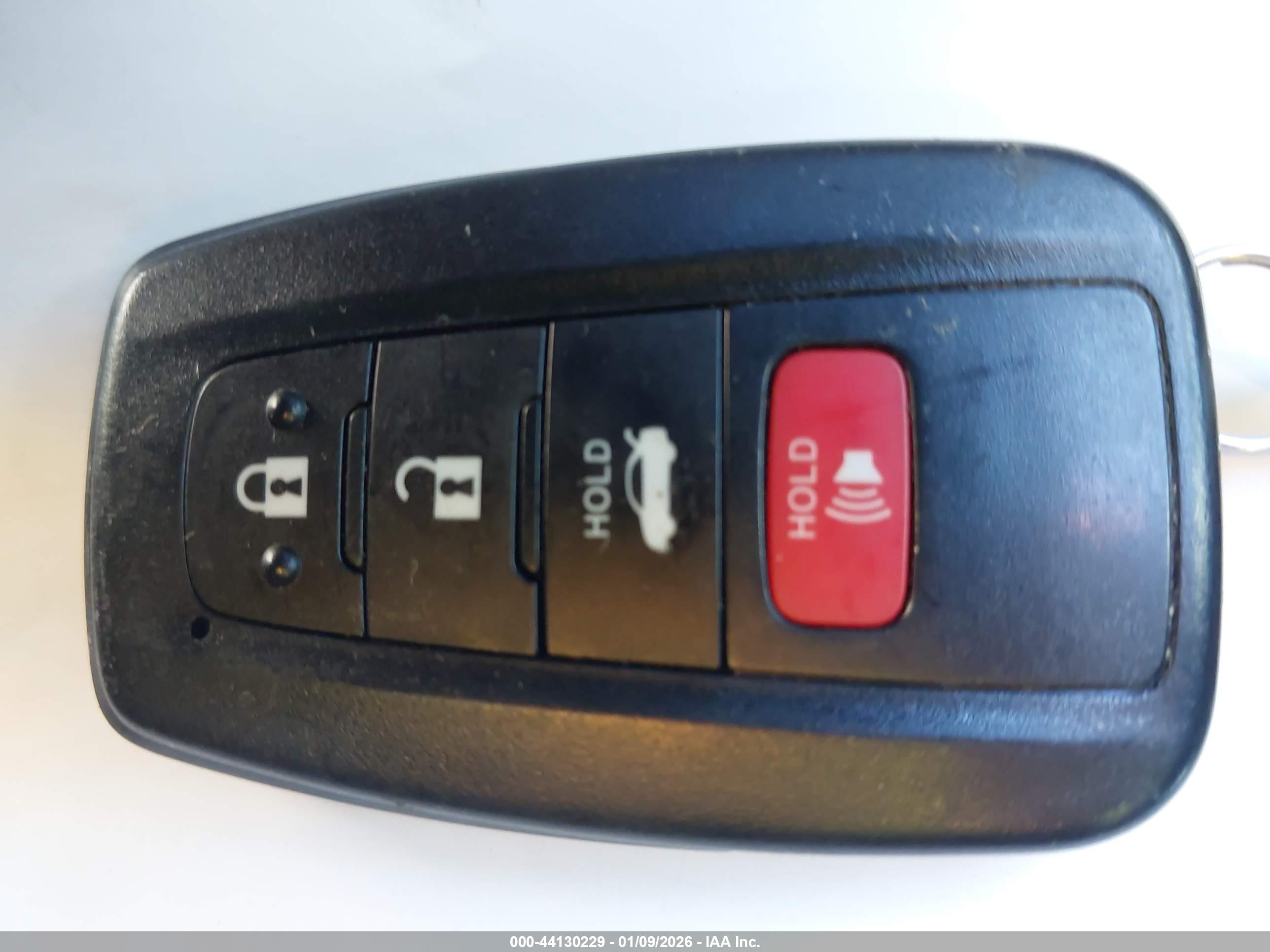 TOYOTA COROLLA image 11