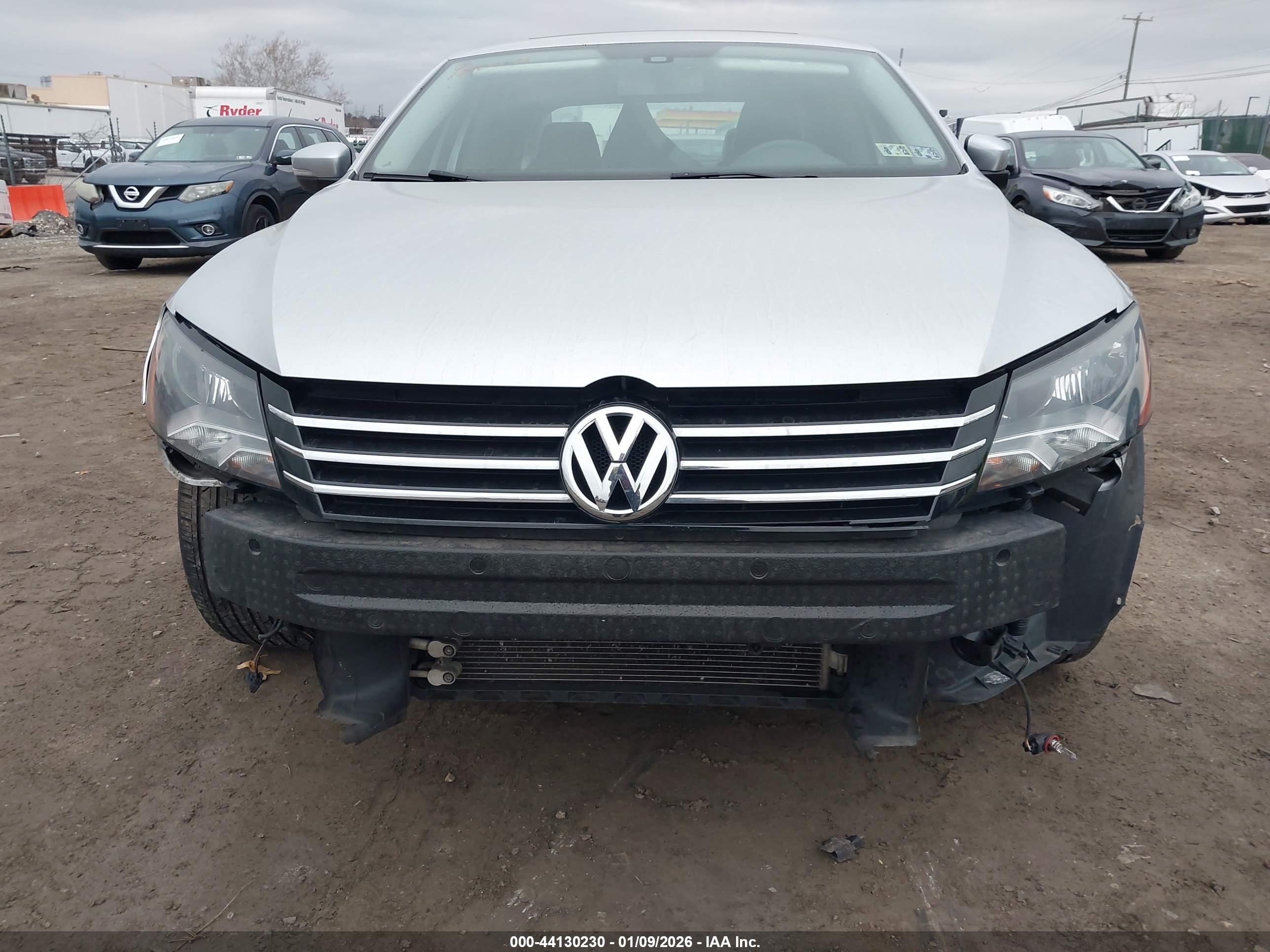 VOLKSWAGEN PASSAT image 6