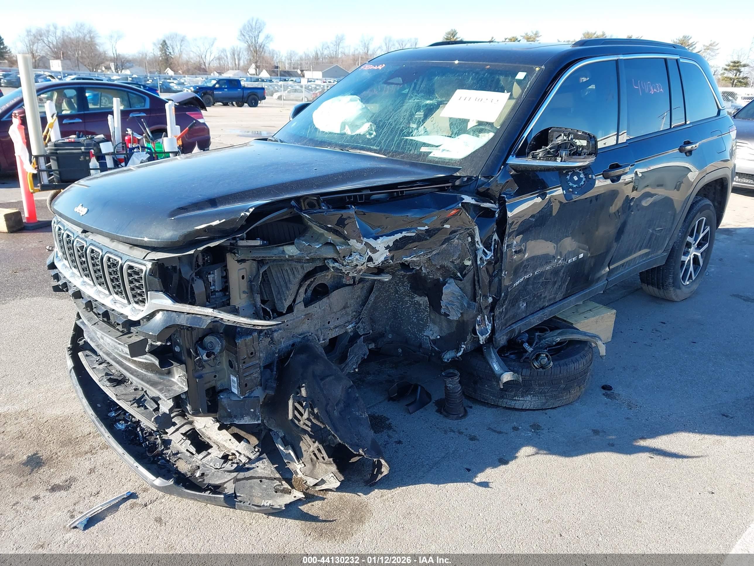 JEEP GRAND image 6
