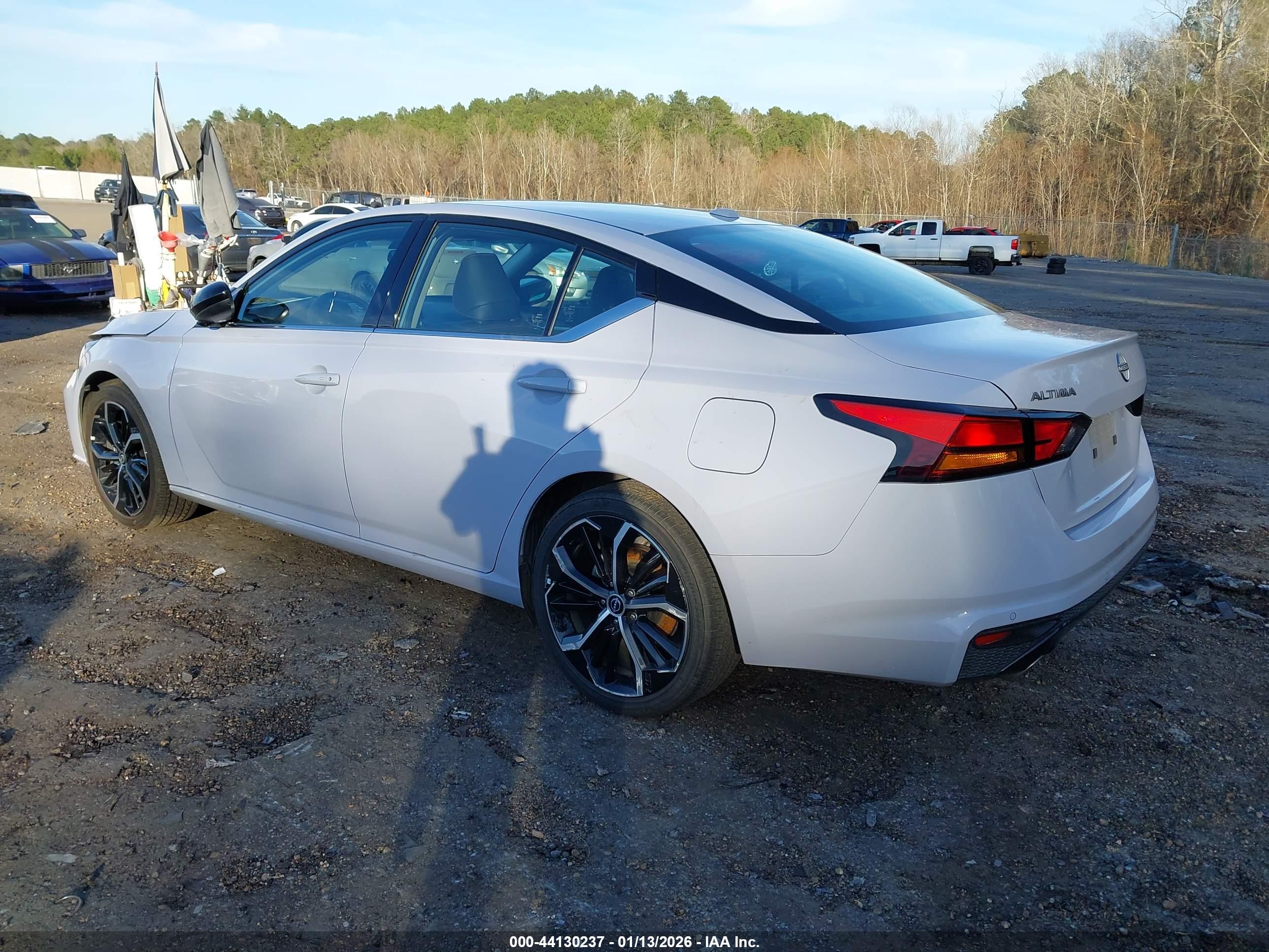 NISSAN ALTIMA image 3