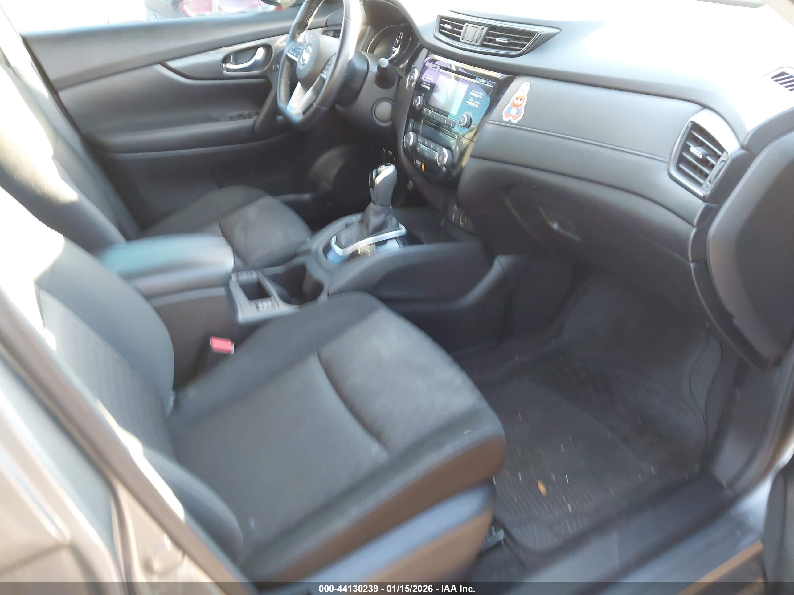 NISSAN ROGUE image 5