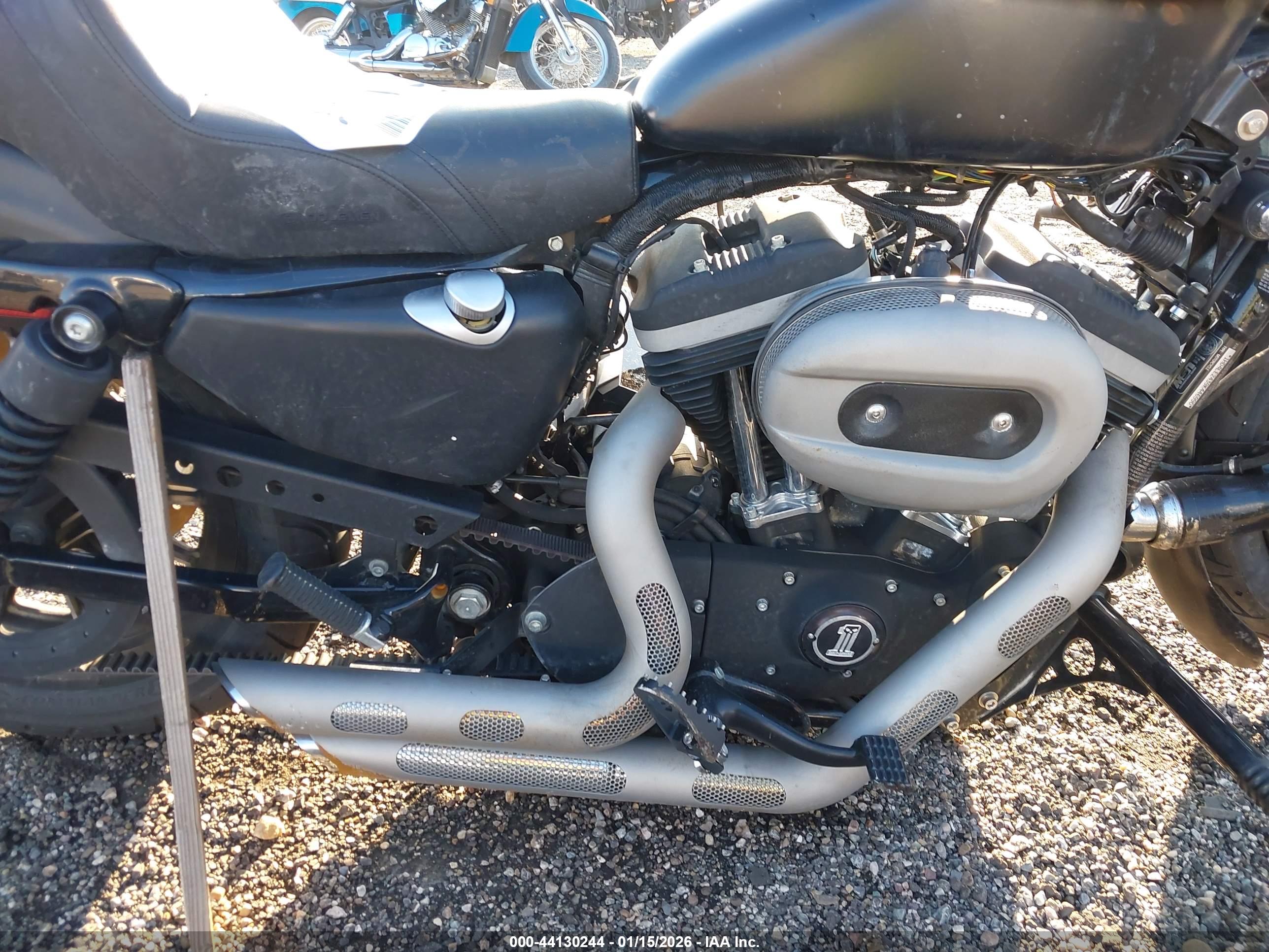 HARLEY-DAVIDSON XL883 image 8