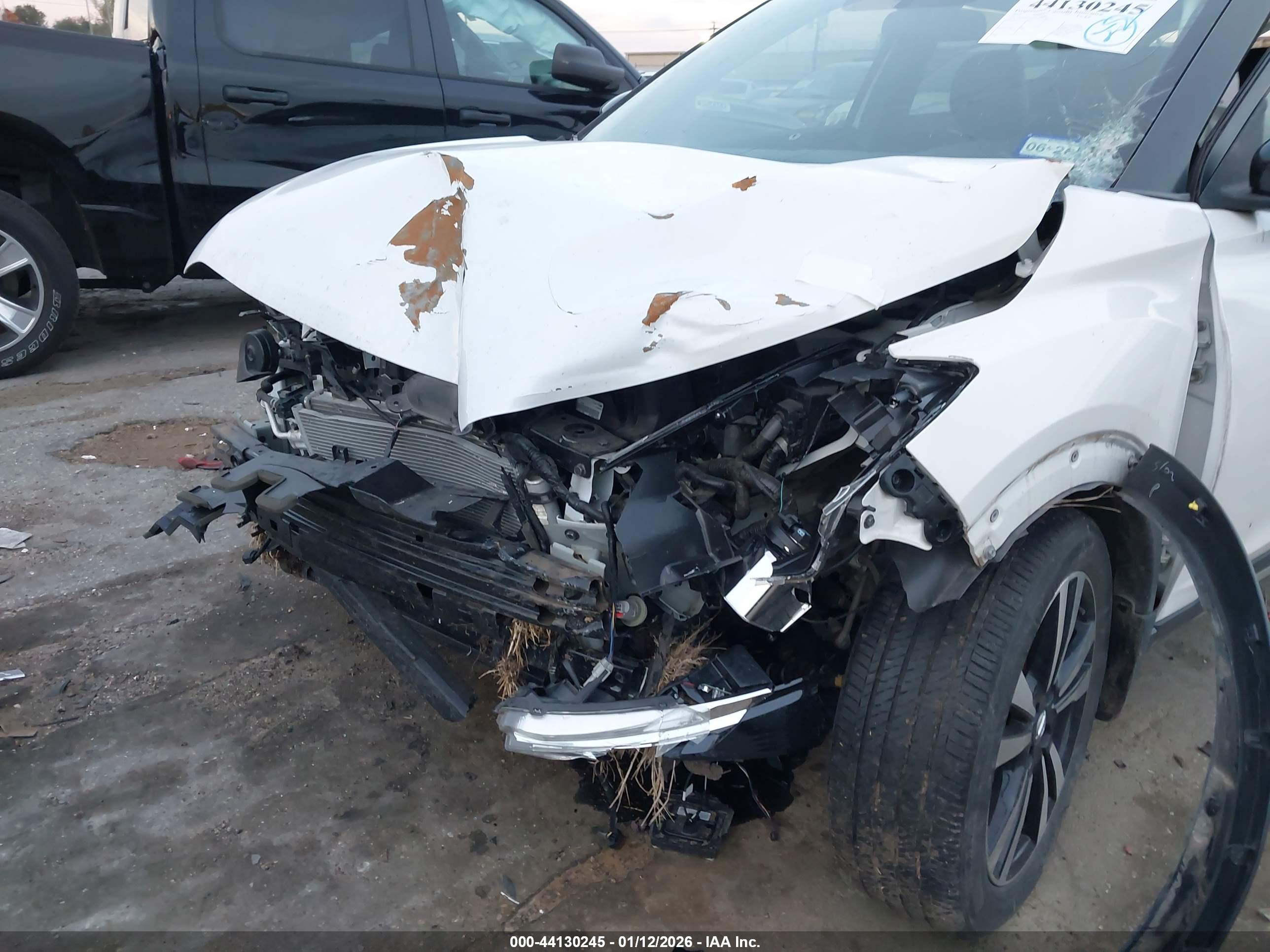 NISSAN KICKS image 6