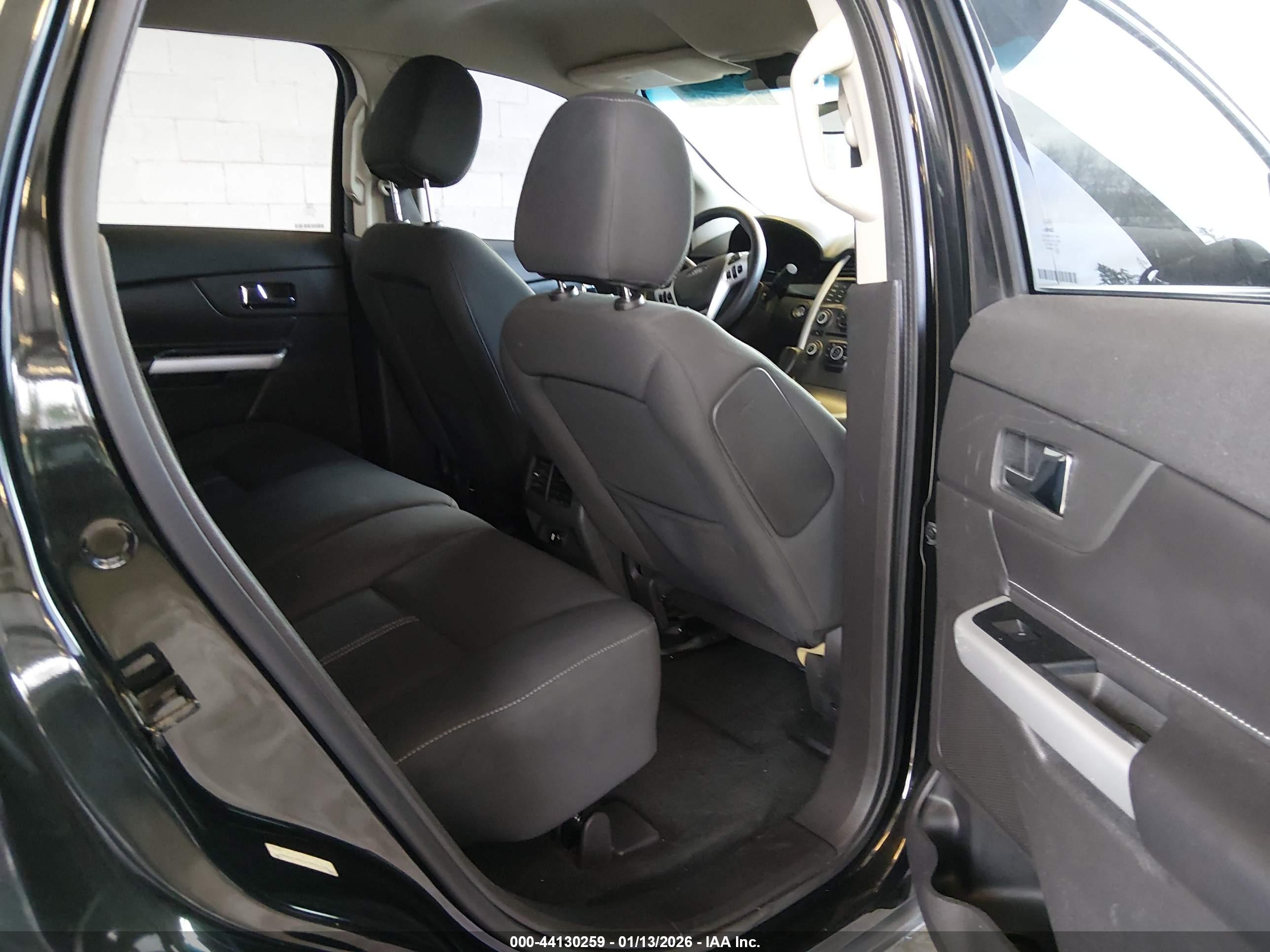 FORD EDGE image 8