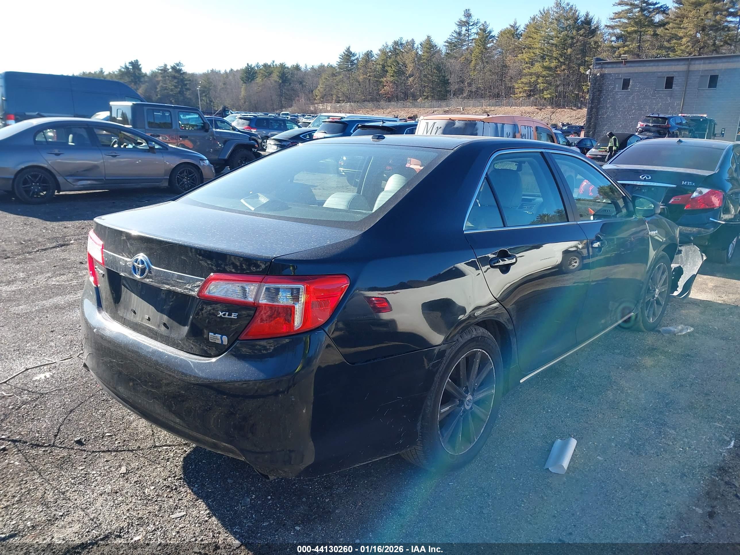 TOYOTA CAMRY image 4