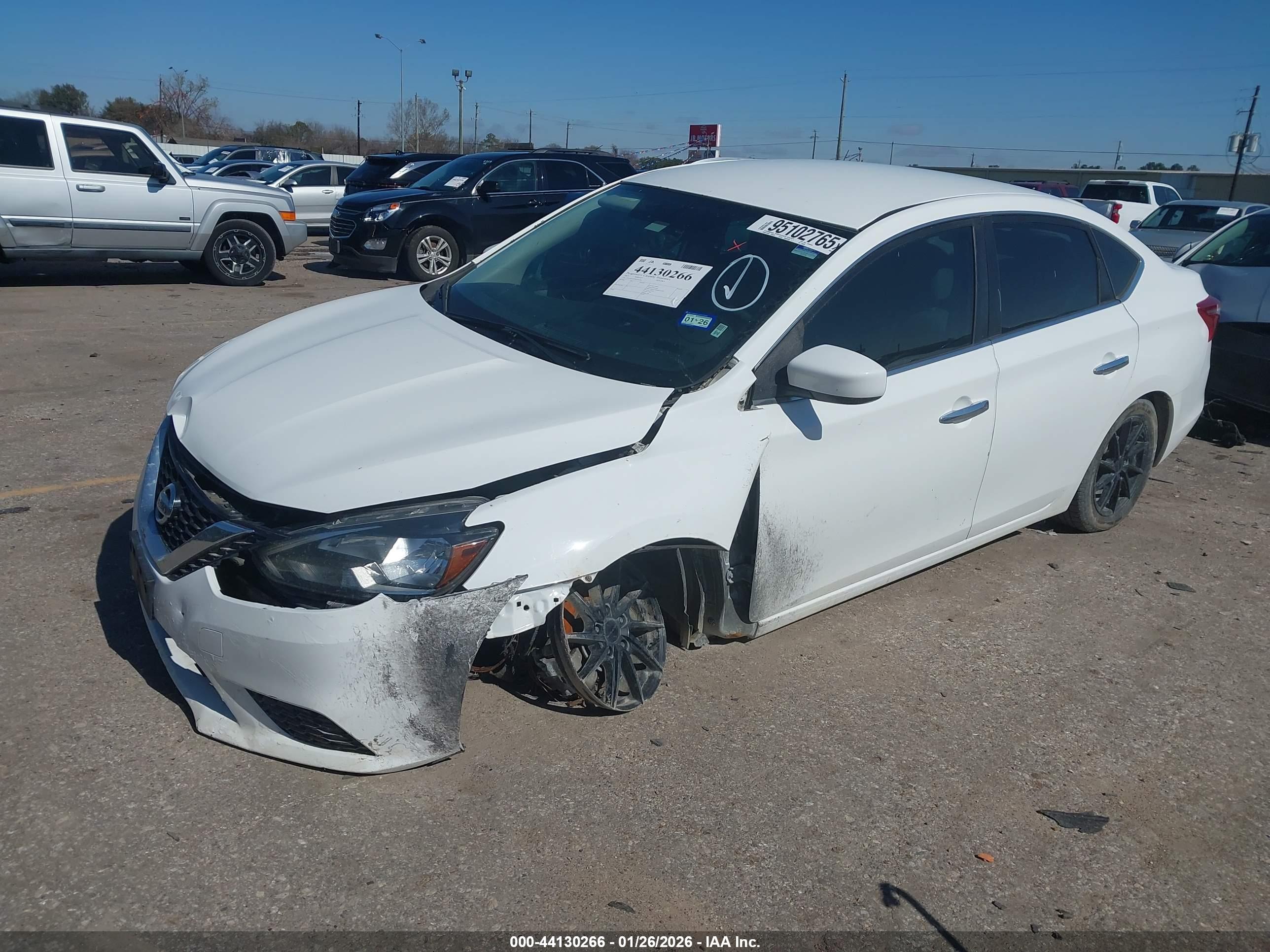 NISSAN SENTRA image 2