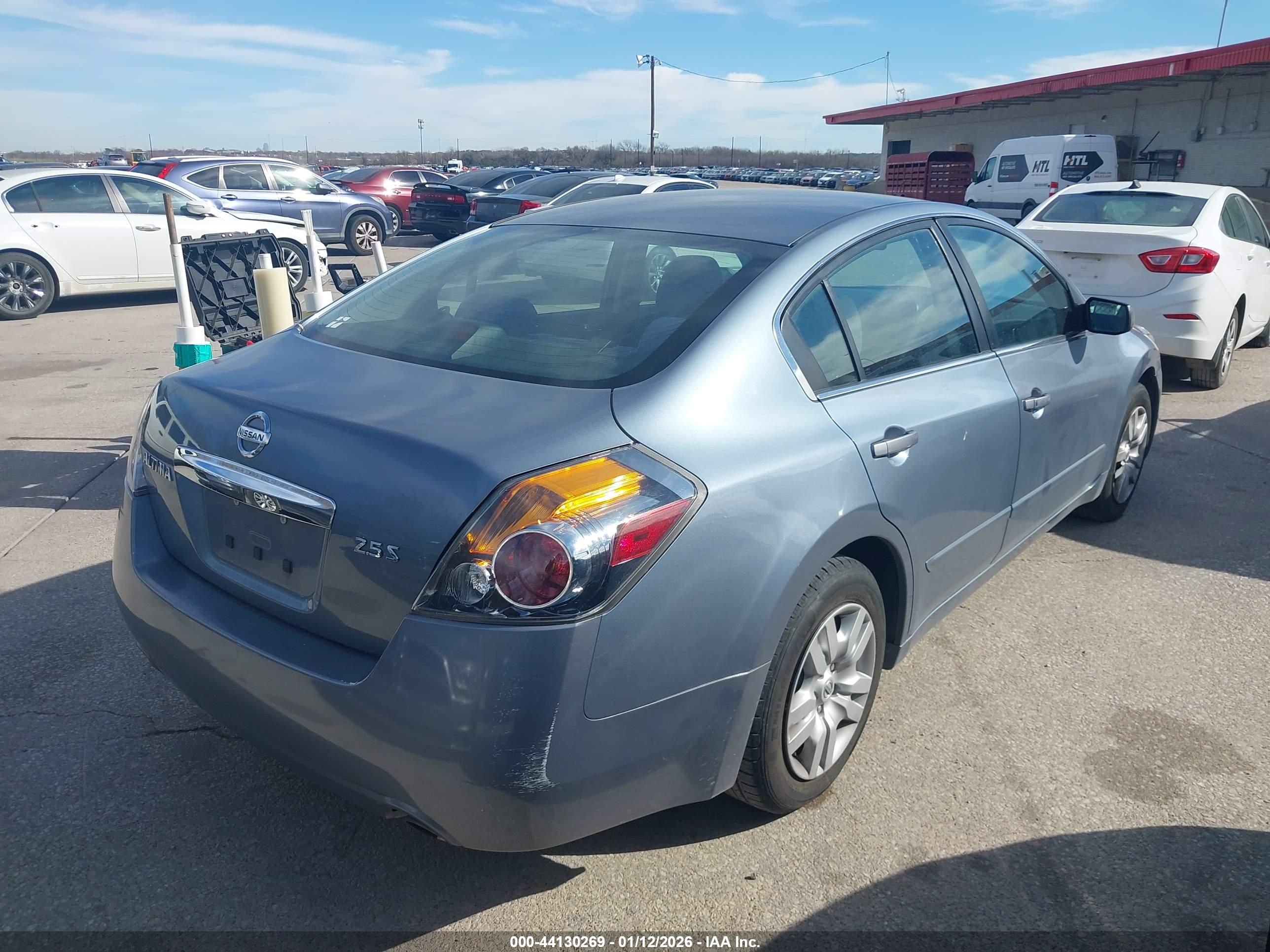 NISSAN ALTIMA image 4