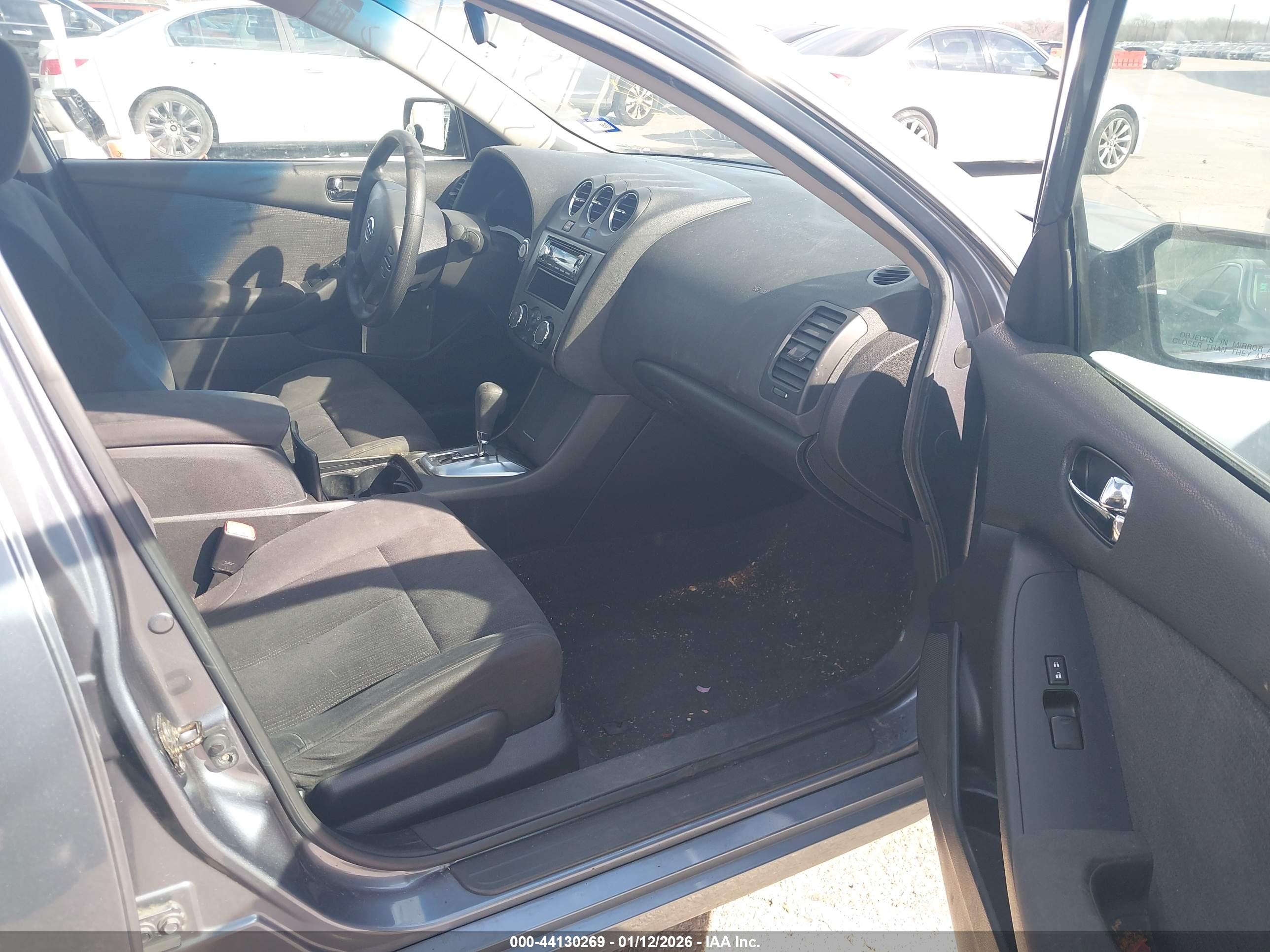 NISSAN ALTIMA image 5