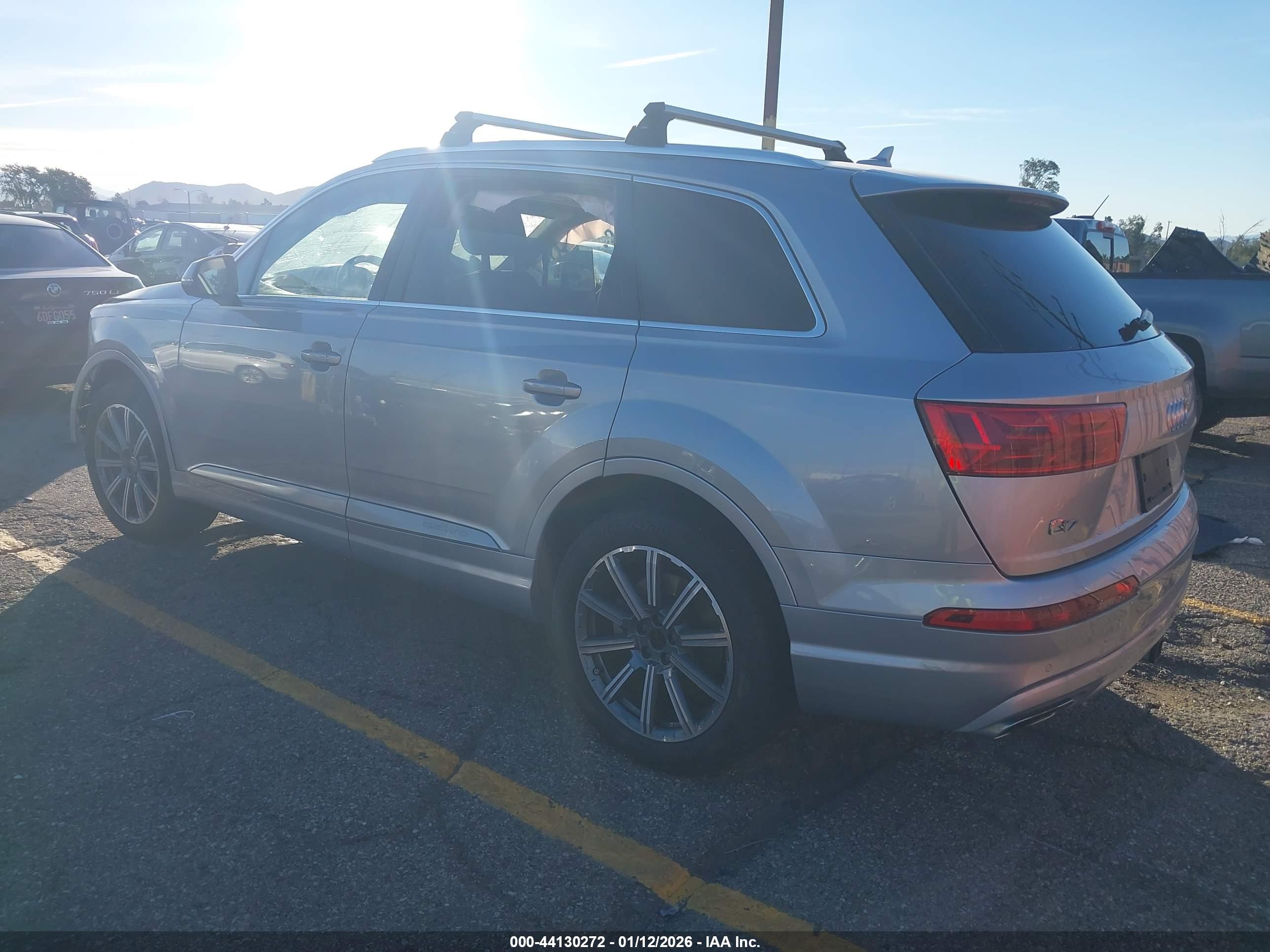 AUDI Q7 image 3