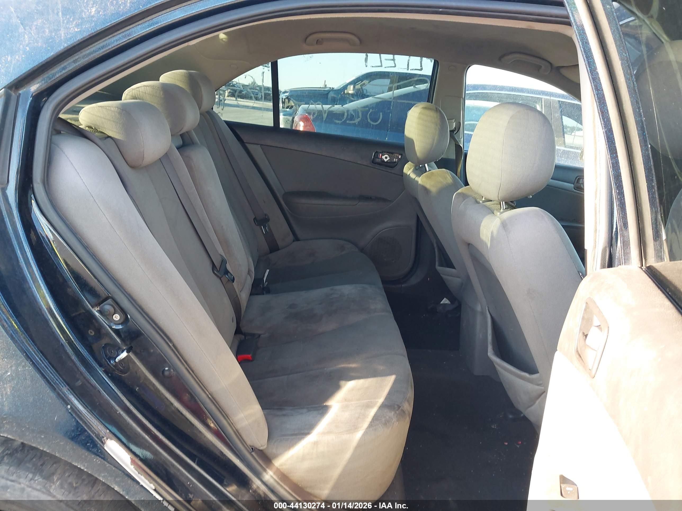 HYUNDAI SONATA image 8
