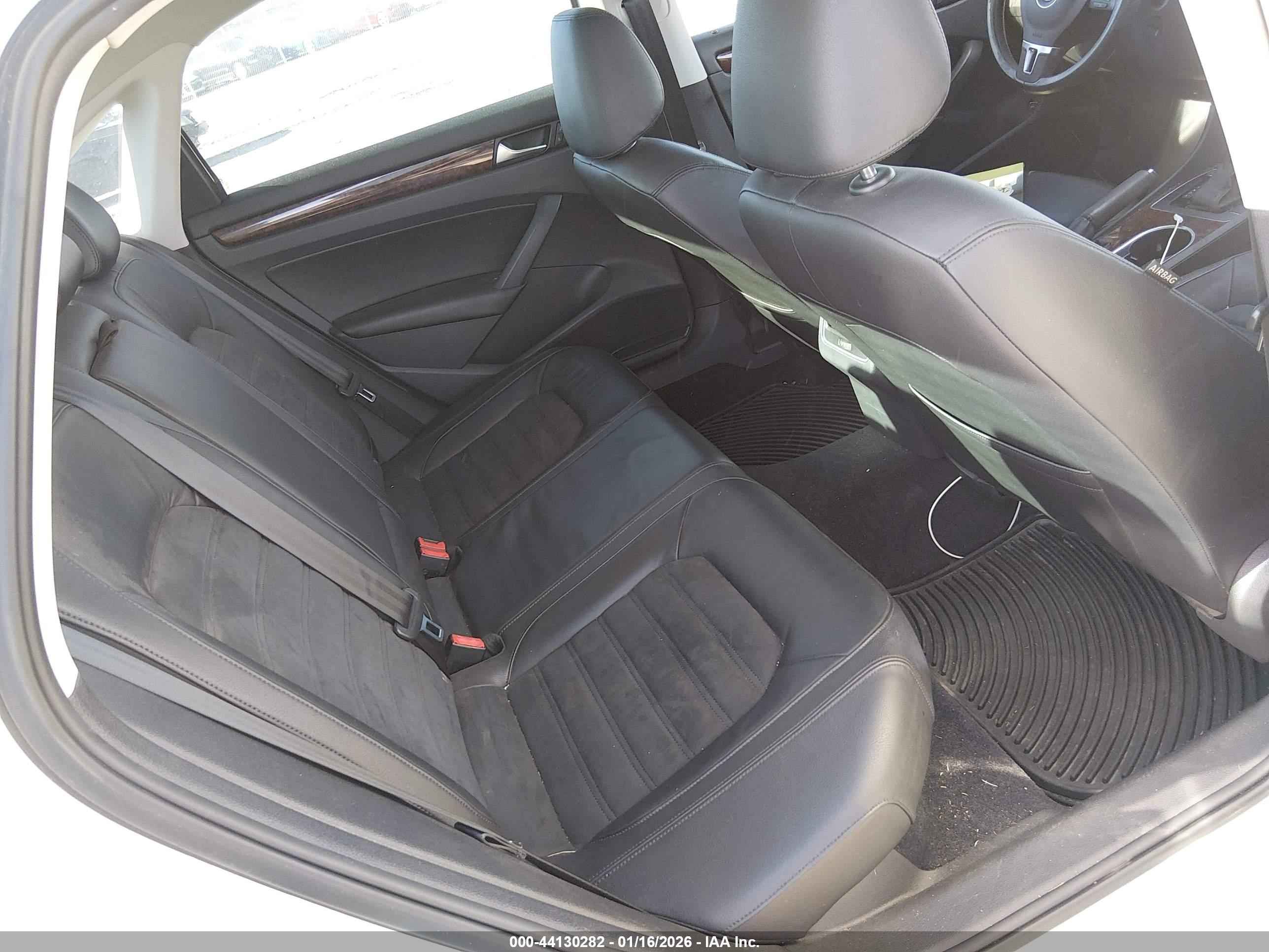 VOLKSWAGEN PASSAT image 8